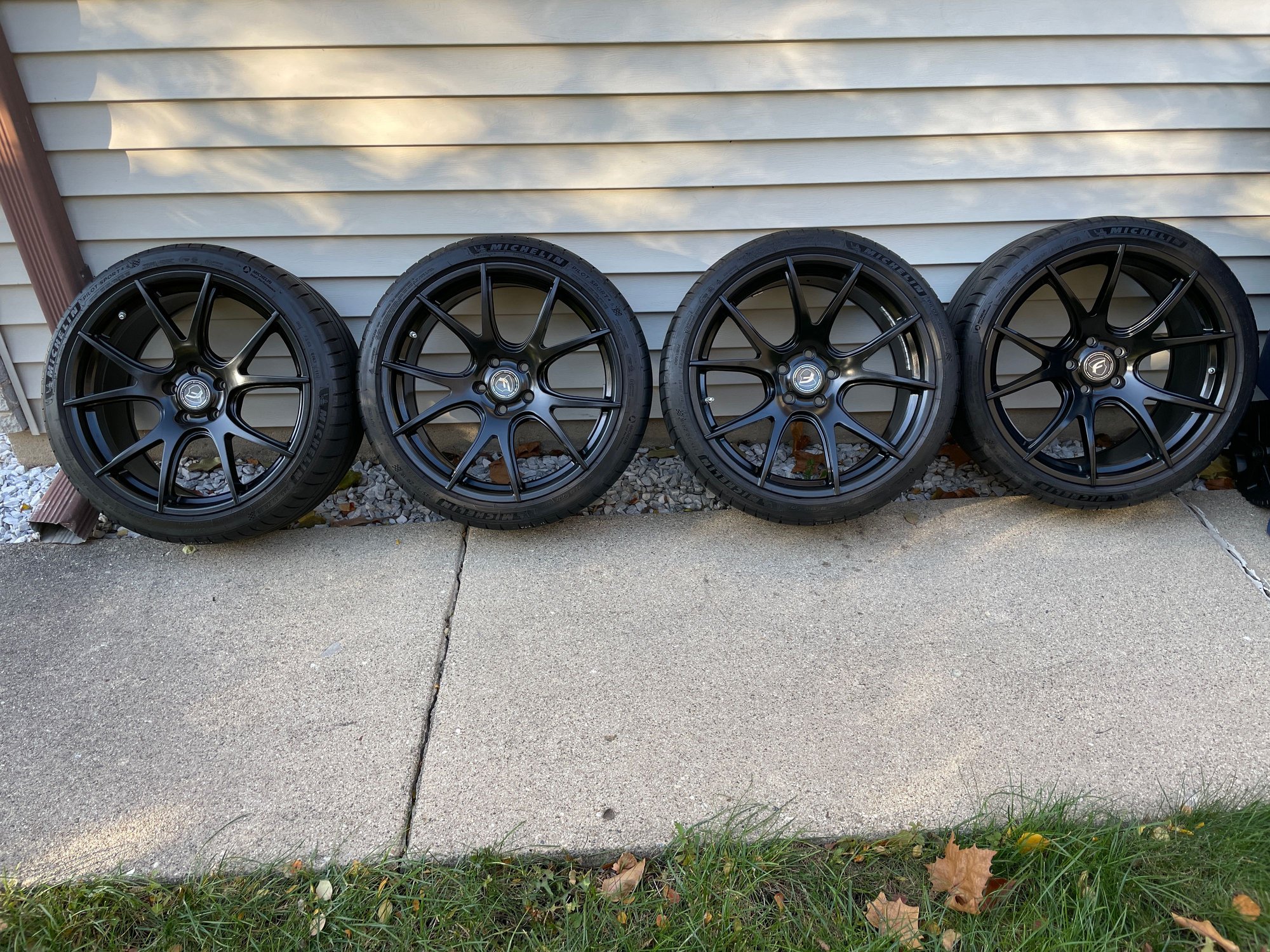 CF5V Wheels with Tires Mercedes C63 Fitment 20082014