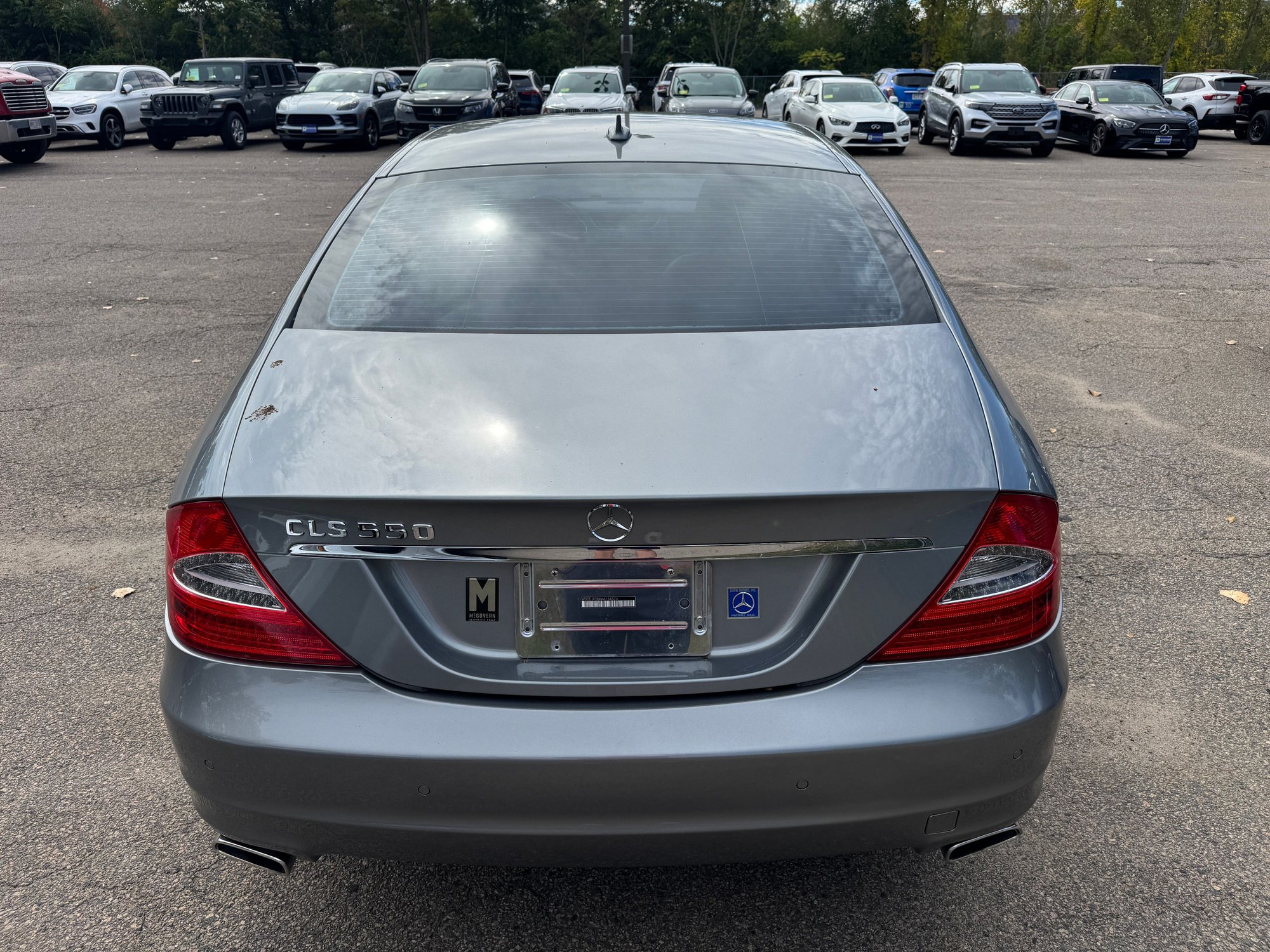 2010 Mercedes-Benz CLS550 - For Sale 2010 Mercedes-Benz CLS550 - Used - VIN WDDDJ7CBXAA164524 - 88,568 Miles - 8 cyl - 2WD - Automatic - Sedan - Gray - Boston, MA 02062, United States