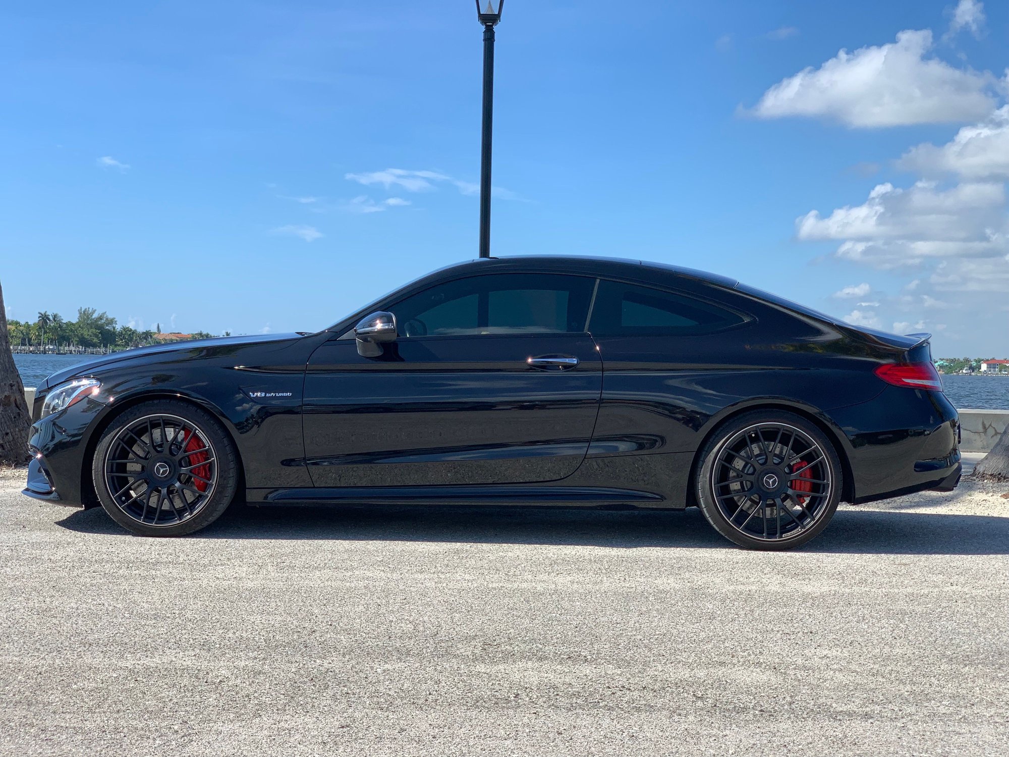 2017 Mercedes-Benz C63 AMG S - 2017 Mercedes-Benz AMG C63 S Coupe - Used - VIN WDDWJ8HB4HF476505 - 26,942 Miles - 8 cyl - AWD - Automatic - Coupe - Black - West Palm Beach, FL 33407, United States