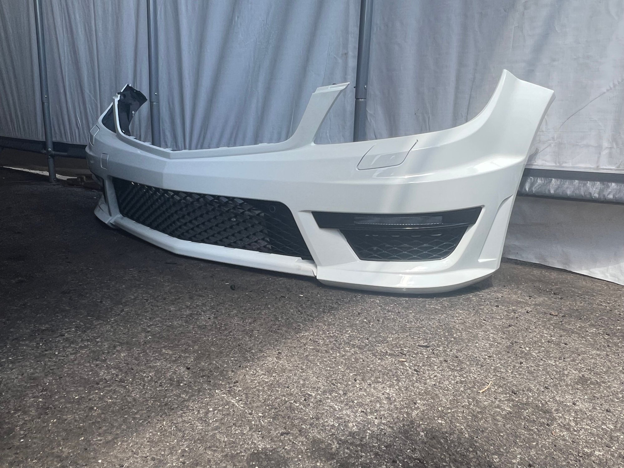 Exterior Body Parts - W204 Facelift Bumper Polar White - New - 2012 to 2014 Mercedes-Benz All Models - East Elmhurst, NY 11370, United States