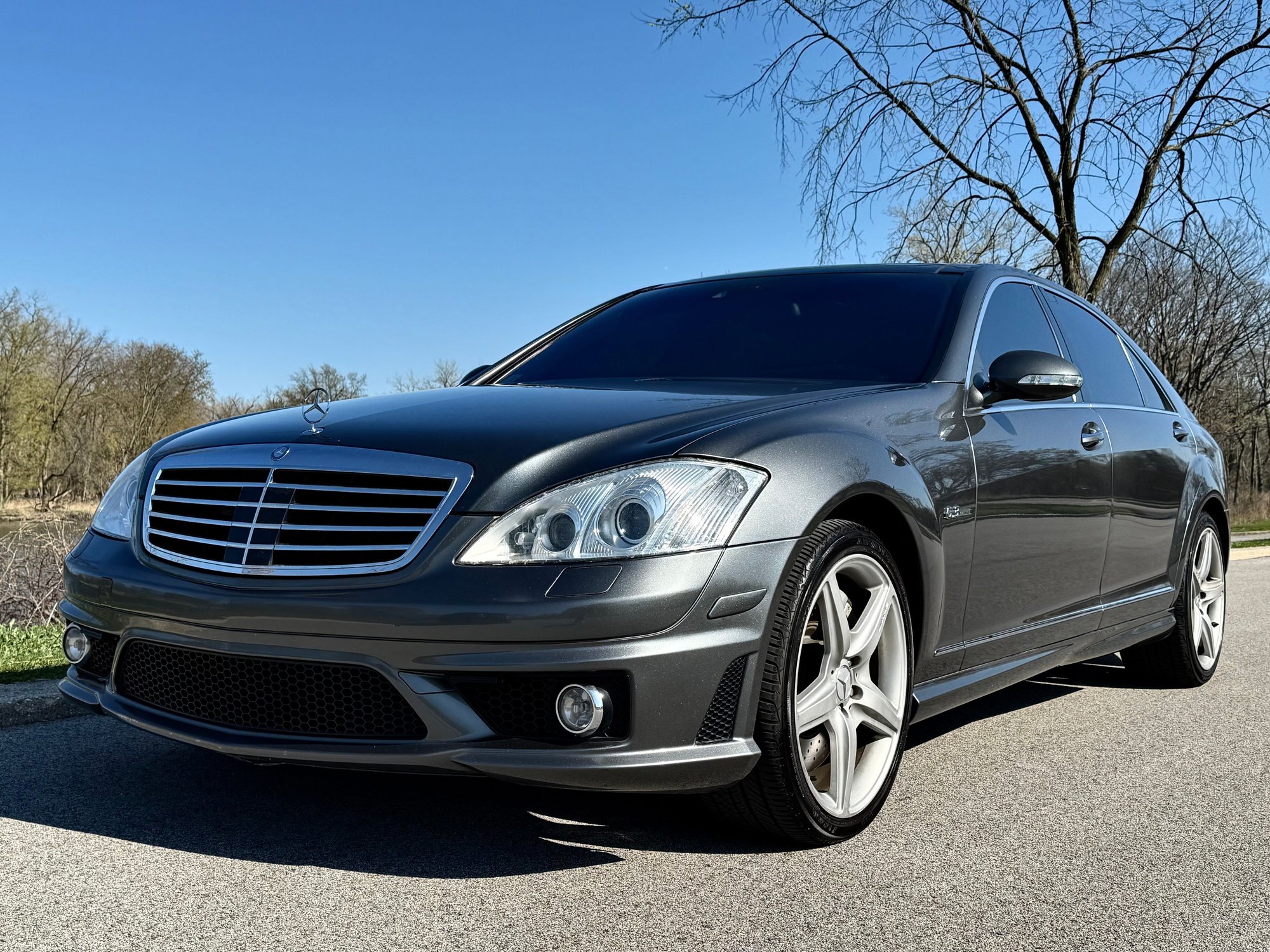 2009 Mercedes-Benz S63 AMG - 2009 Mercedes Benz S63 AMG Designo Graphite Edition - Used - VIN WDDNG77X09A248405 - 85,246 Miles - 8 cyl - 2WD - Automatic - Sedan - Gray - Skokie, IL 60076, United States