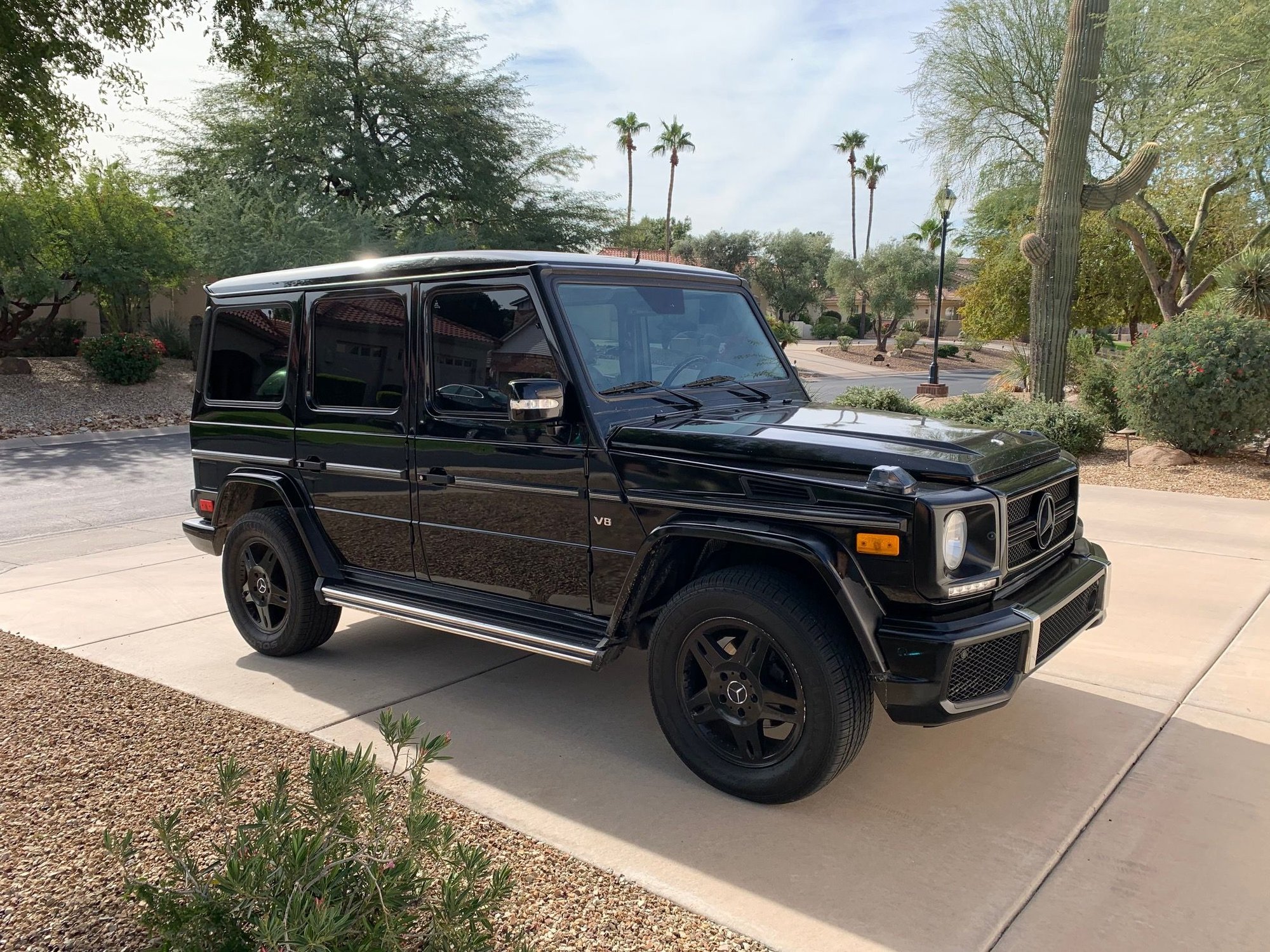 2003 Mercedes-Benz G500 - 2003 Mercedes-Benz G500 - Used - VIN WDCYR49E43X141559 - 198,000 Miles - 8 cyl - 4WD - Automatic - SUV - Black - Nnnn, AZ 55555, United States