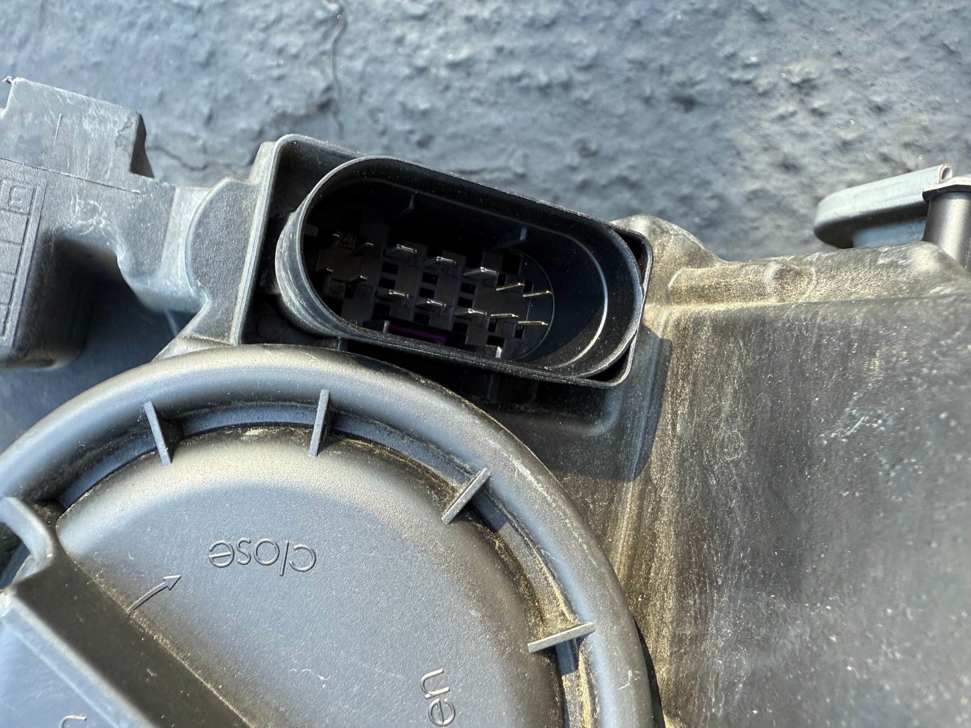 Lights - W204 C63 Headlight Set - Used - 2008 to 2011 Mercedes-Benz C63 AMG - Aptos, CA 95003, United States