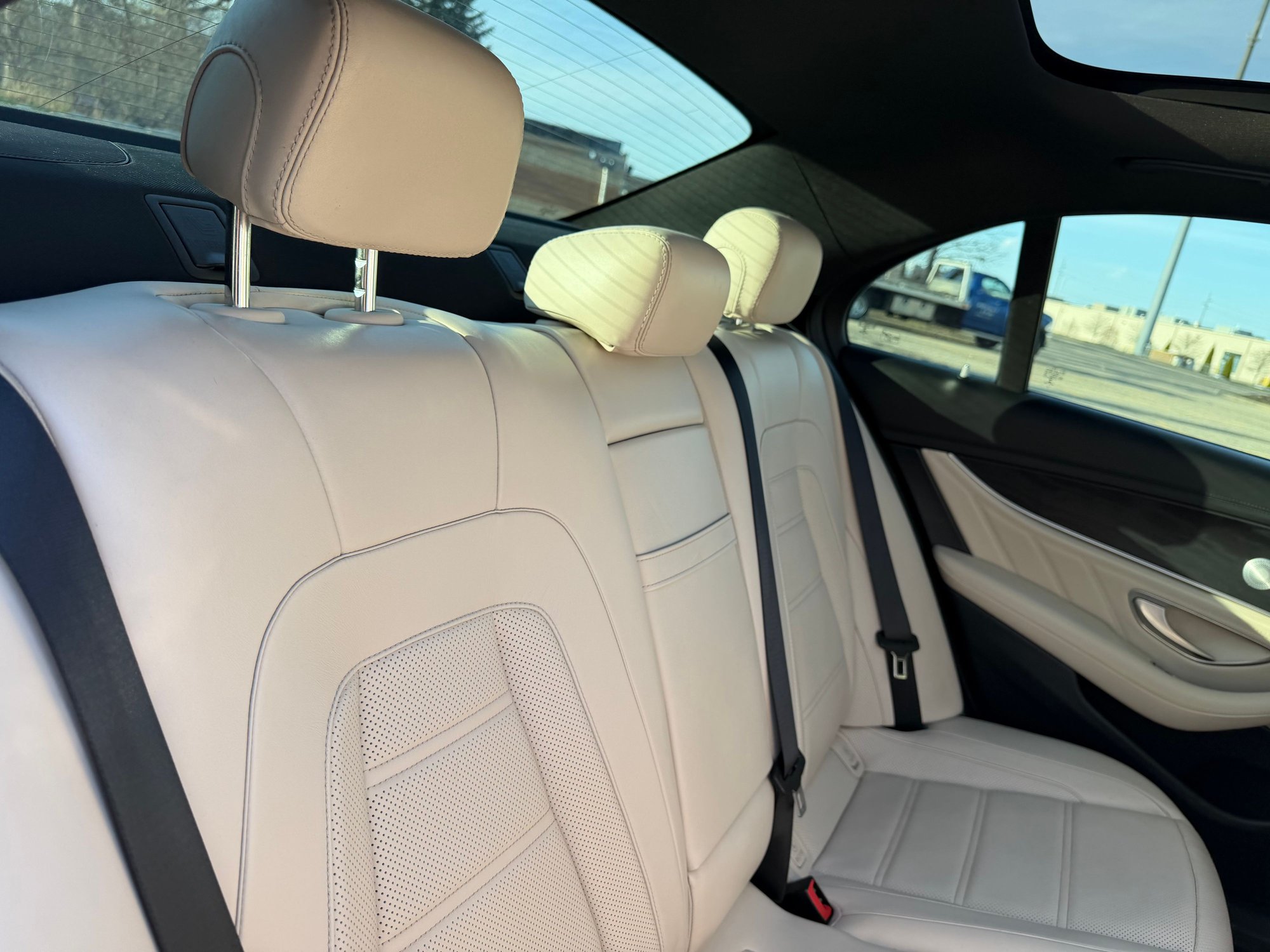 2020 Mercedes-Benz E63 AMG S - 2020 Mercedes Benz E63 AMG S - Used - VIN WDDZF8KB0LA714962 - 64,000 Miles - 8 cyl - AWD - Automatic - Sedan - White - Rochester Hills, MI 48307, United States