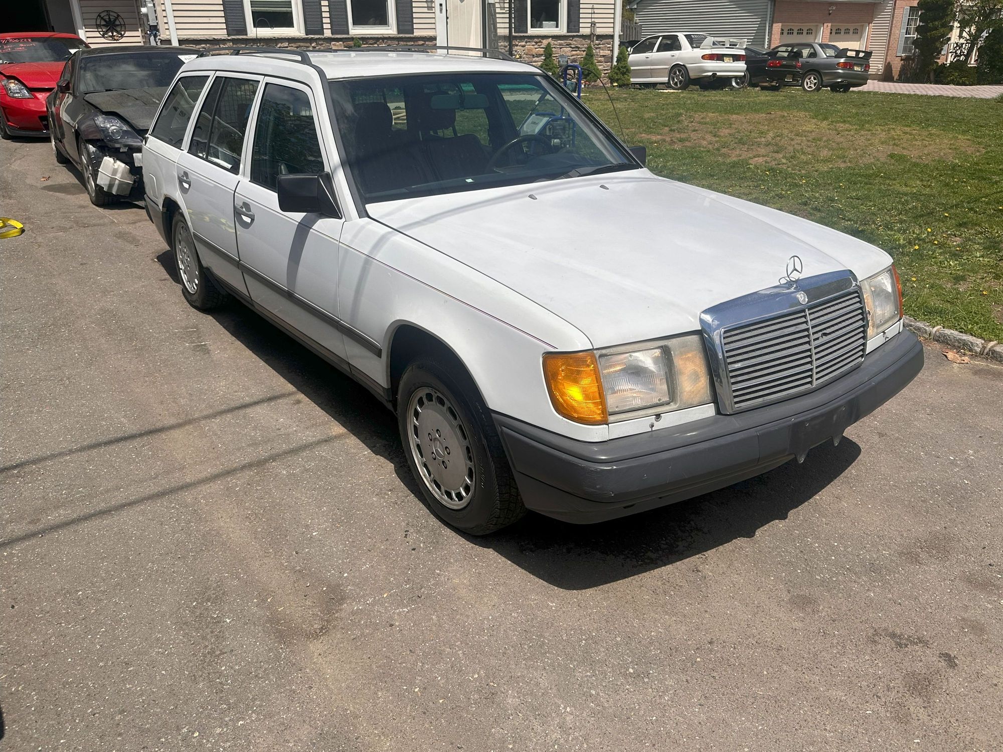 1987 Mercedes-Benz 300TD - 1987 W124 S124 300TDT OM603 - Used - VIN WDBEB93D4HF025493 - 363,000 Miles - 6 cyl - 2WD - Automatic - Wagon - White - East Brunswick, NJ 08816, United States