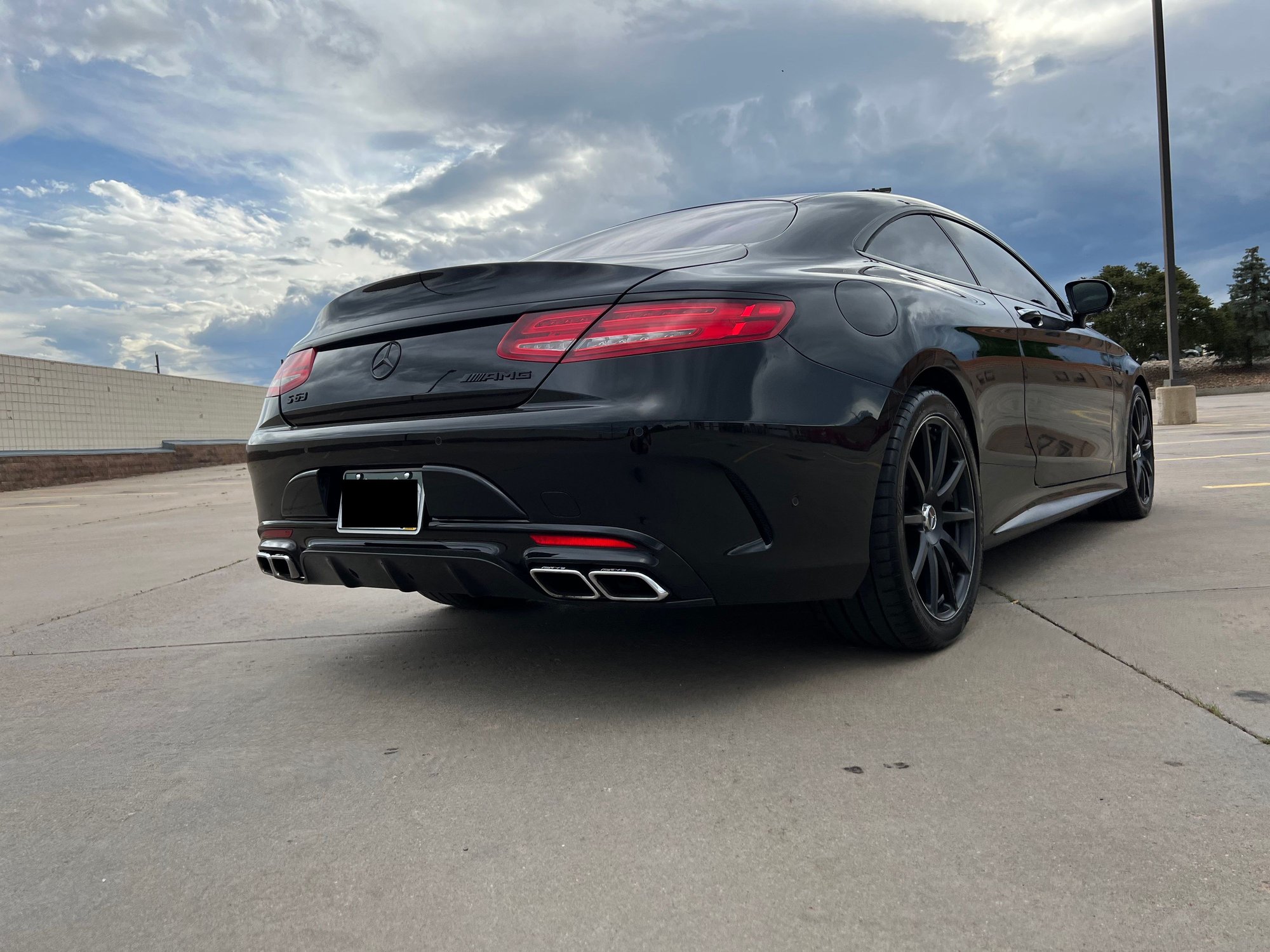 2015 Mercedes-Benz S63 AMG - 2015 MB S63 Coupe - Used - VIN WDDXJ7JB6FA005684 - 34,750 Miles - 8 cyl - 4WD - Automatic - Coupe - Black - Denver, CO 80229, United States