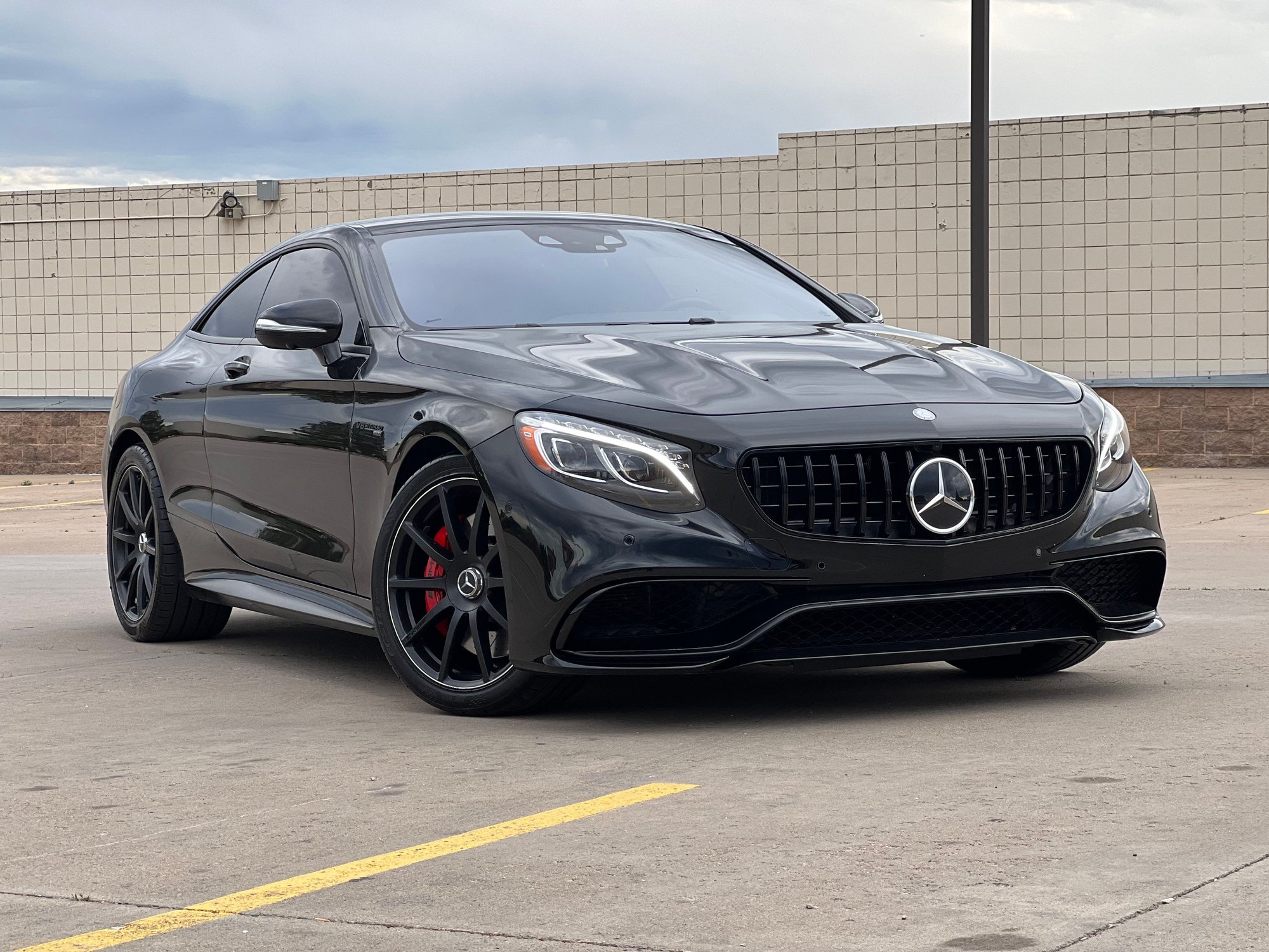 2015 Mercedes-Benz S63 AMG - 2015 MB S63 Coupe - Used - VIN WDDXJ7JB6FA005684 - 34,750 Miles - 8 cyl - 4WD - Automatic - Coupe - Black - Denver, CO 80229, United States