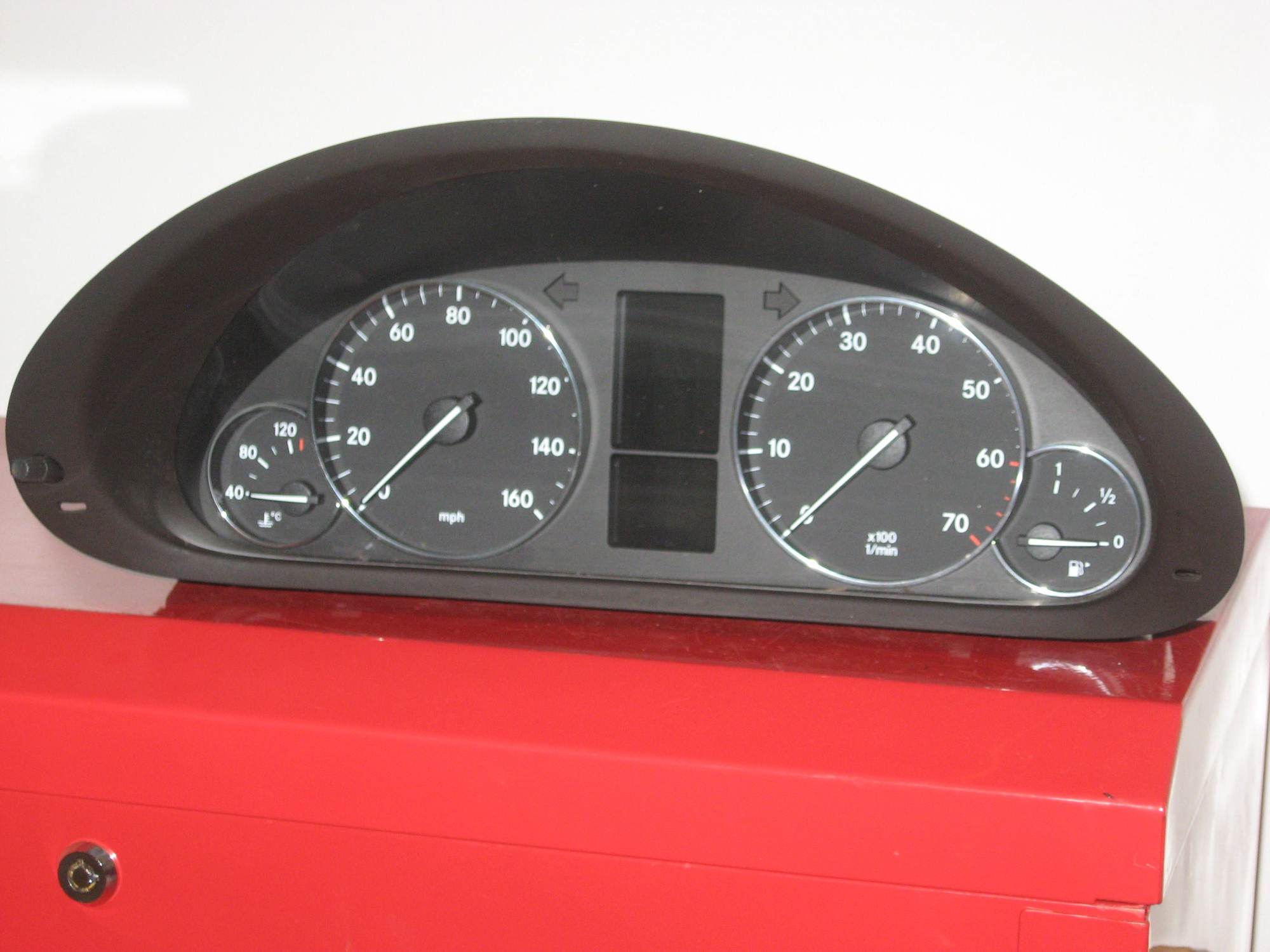 Miscellaneous - 2005 C230 Instrument Cluster - Can Be Adapted to Work in Pre-Facelift W203 Vehicles - Used - 2001 to 2007 Mercedes-Benz C230 - 2001 to 2007 Mercedes-Benz C240 - 2001 to 2007 Mercedes-Benz C320 - North Chesterfield, VA 23236, United States