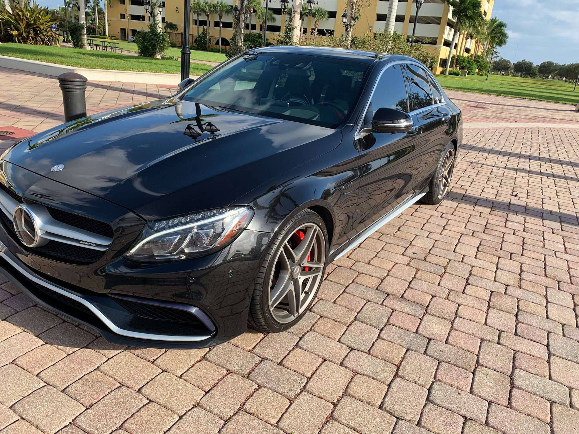 2017 Mercedes-Benz C63 AMG S - 2017 C63s Sedan Optioned Out - Used - VIN 55SWF8HB8HU187349 - 38,767 Miles - 8 cyl - 2WD - Automatic - Sedan - Black - West Palm Beach, FL 33403, United States