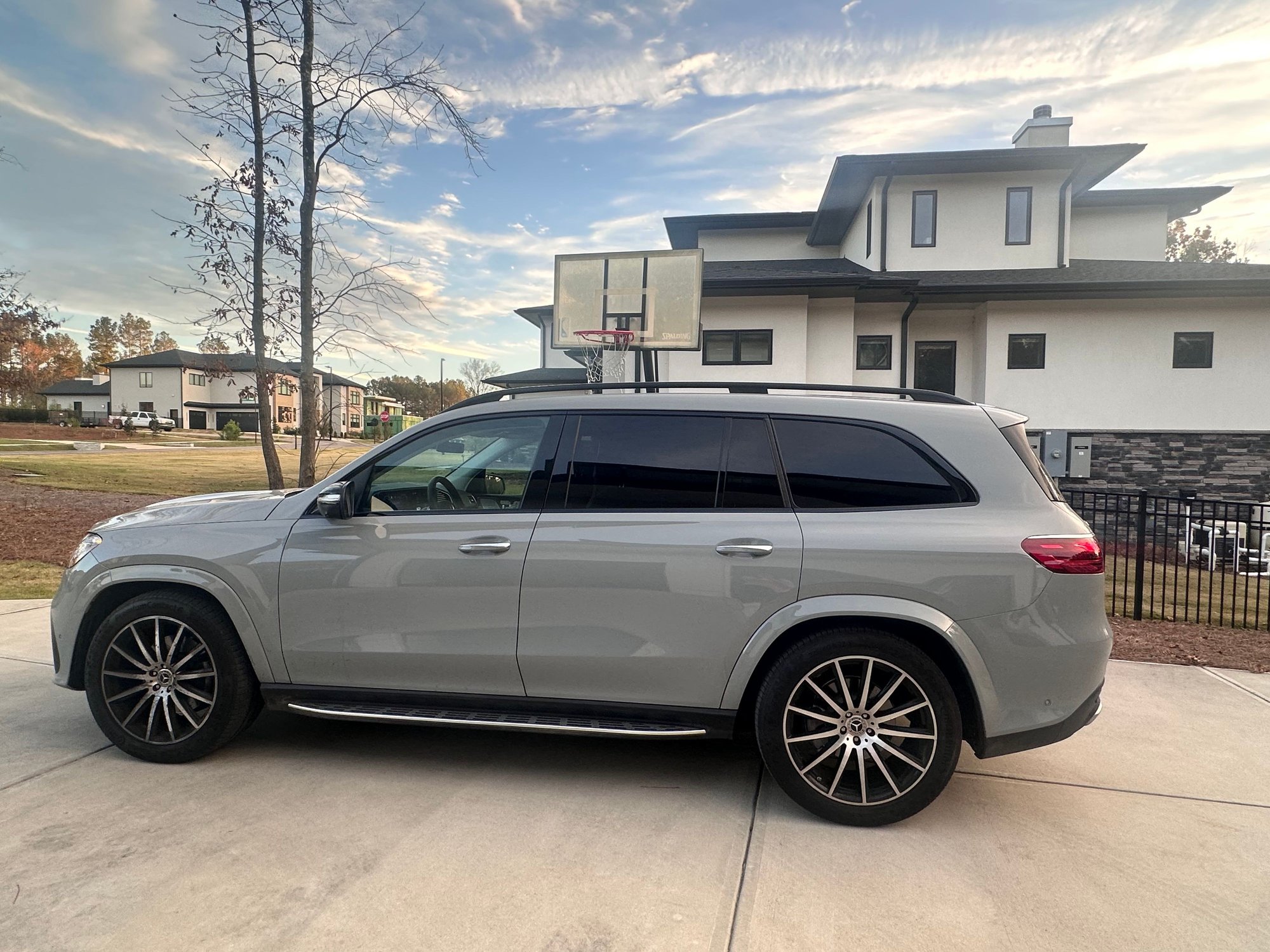 2024 Mercedes-Benz GLS-Class - 2024 GLS 580 - Used - VIN 4JGFF8FE3RB122438 - 21,500 Miles - 8 cyl - AWD - Automatic - SUV - Gray - Durham, NC 27713, United States