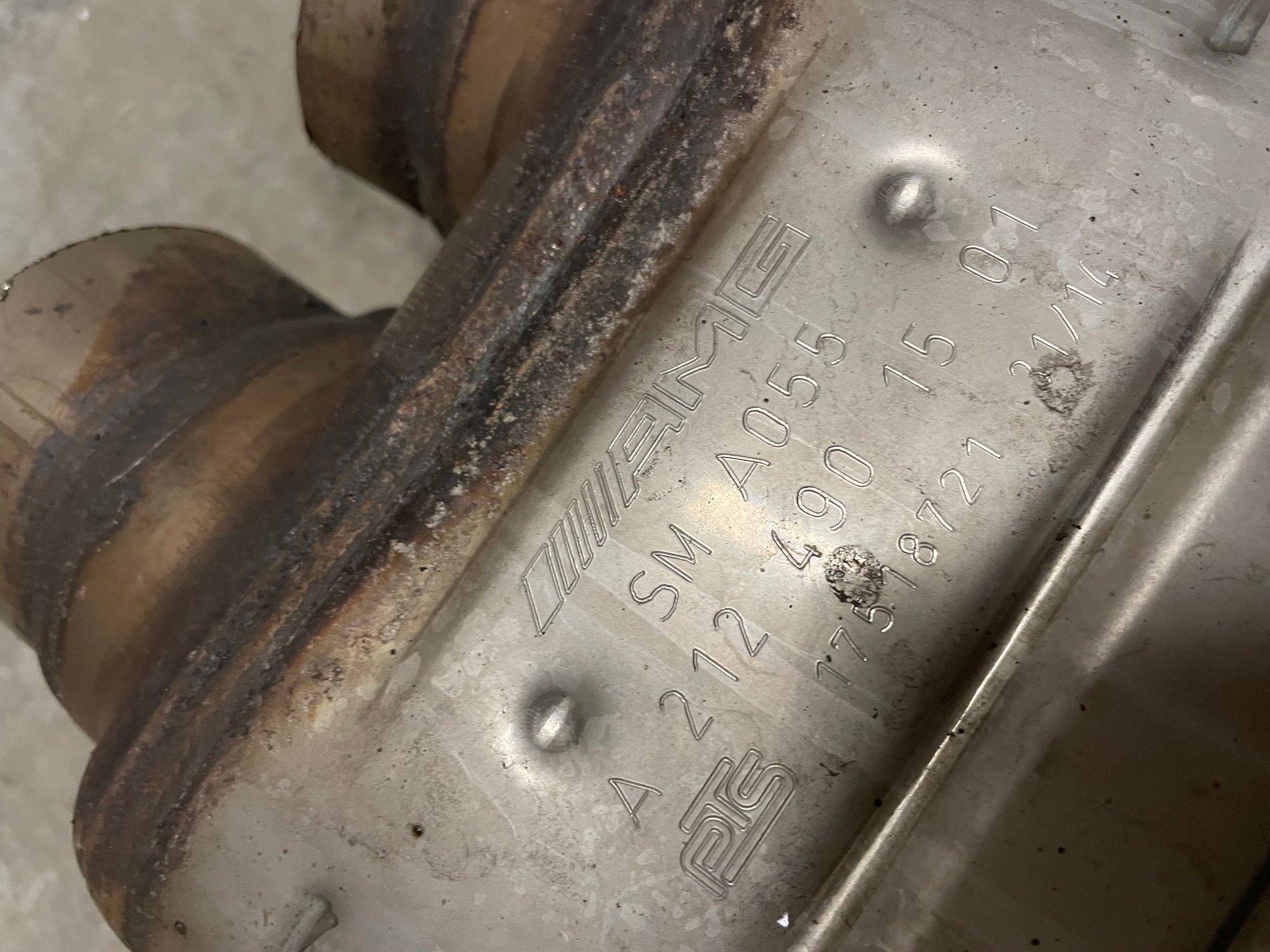 Engine - Exhaust - Selling Used E63s AMG Mid Muffler/Resonator for 2014 to 2016 Year - Used - 2014 to 2016 Mercedes-Benz E63 AMG - Vancouver, BC V5H2H2, Canada