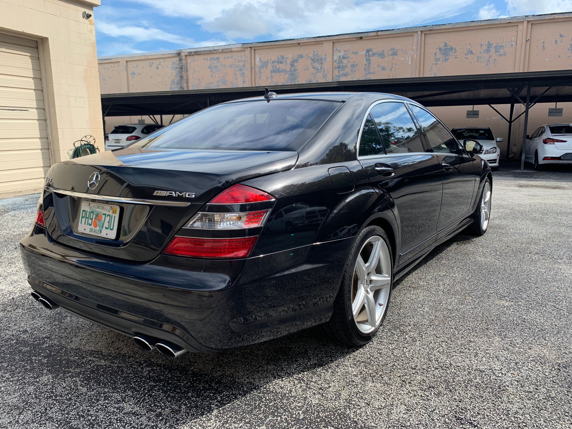2008 Mercedes-Benz S63 AMG - 2008 S63 with 36k miles Designo paint and interior - Used - VIN WDDNG77X98A189076 - 36,250 Miles - 8 cyl - 2WD - Automatic - Sedan - Black - Jacksonville, FL 32207, United States