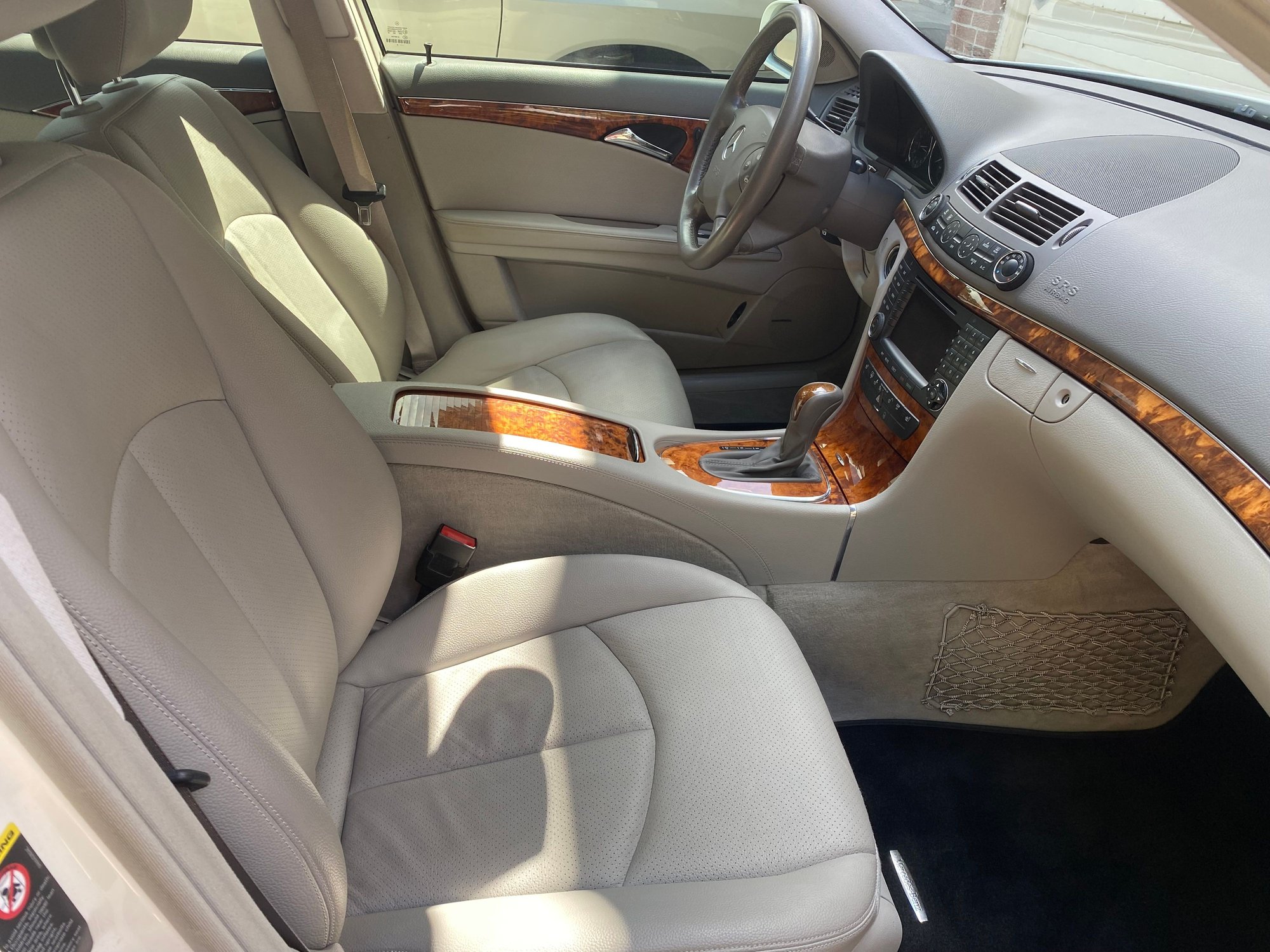 2006 Mercedes-Benz E320 - 2006 Mercedes Benz E320 CDI 40,538 Miles - Used - VIN WDBUF26J26A970140 - 40,538 Miles - 6 cyl - 2WD - Automatic - Sedan - White - Toronto, ON M2R3R4, Canada
