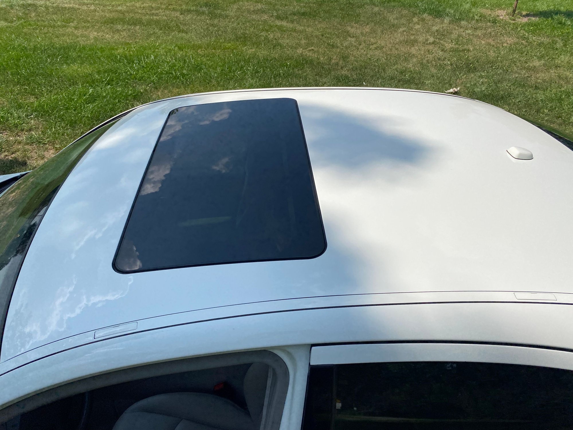 2006 Mercedes-Benz E320 - 2006 Mercedes Benz E320 CDI 40,538 Miles - Used - VIN WDBUF26J26A970140 - 40,538 Miles - 6 cyl - 2WD - Automatic - Sedan - White - Toronto, ON M2R3R4, Canada
