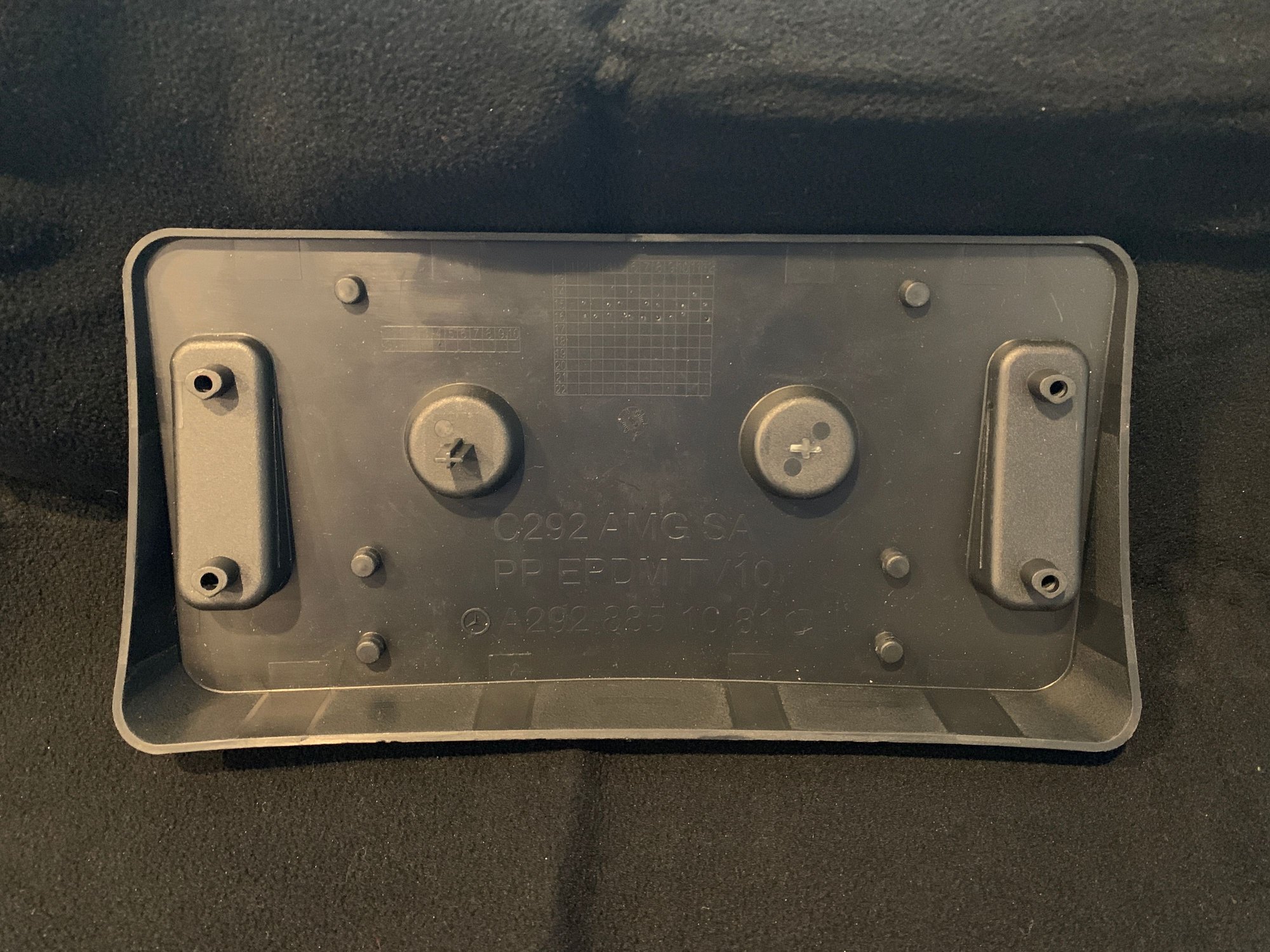 Exterior Body Parts - OEM MERCEDES BENZ FRONT LICENSE BRACKET 2016-2018 GLE/GLS, FREE SHIPPING - Used - All Years Mercedes-Benz All Models - Palo Alto, CA 94304, United States