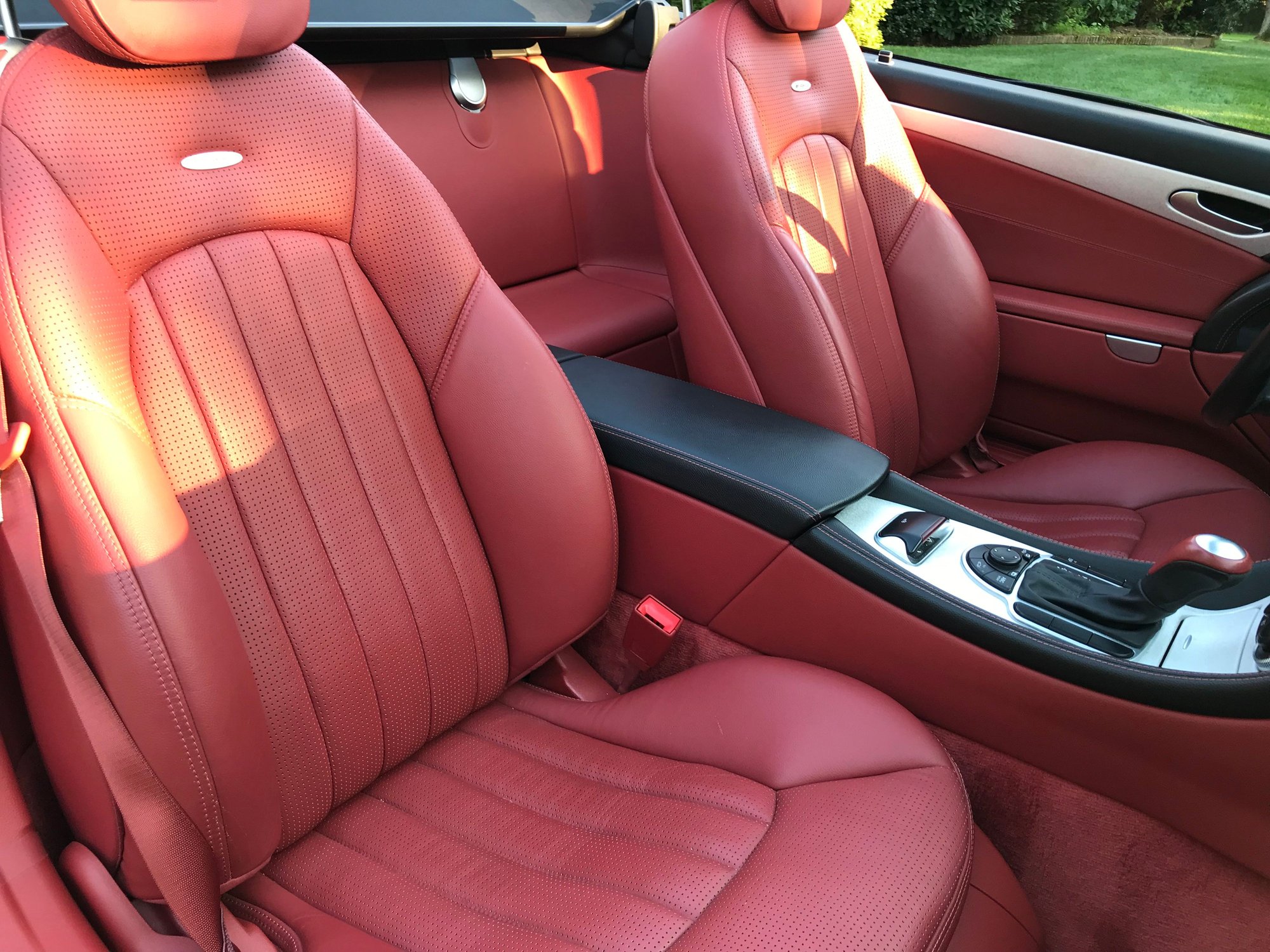 2005 Mercedes-Benz SL55 AMG - 2005 Mercedes-Benz SL55 AMG -24,000 miles -Like New - Obsessively Maintained -$43,000 - Used - VIN WDBSK74F55F094714 - 8 cyl - 2WD - Automatic - Convertible - White - Fairfield, CT 06824, United States