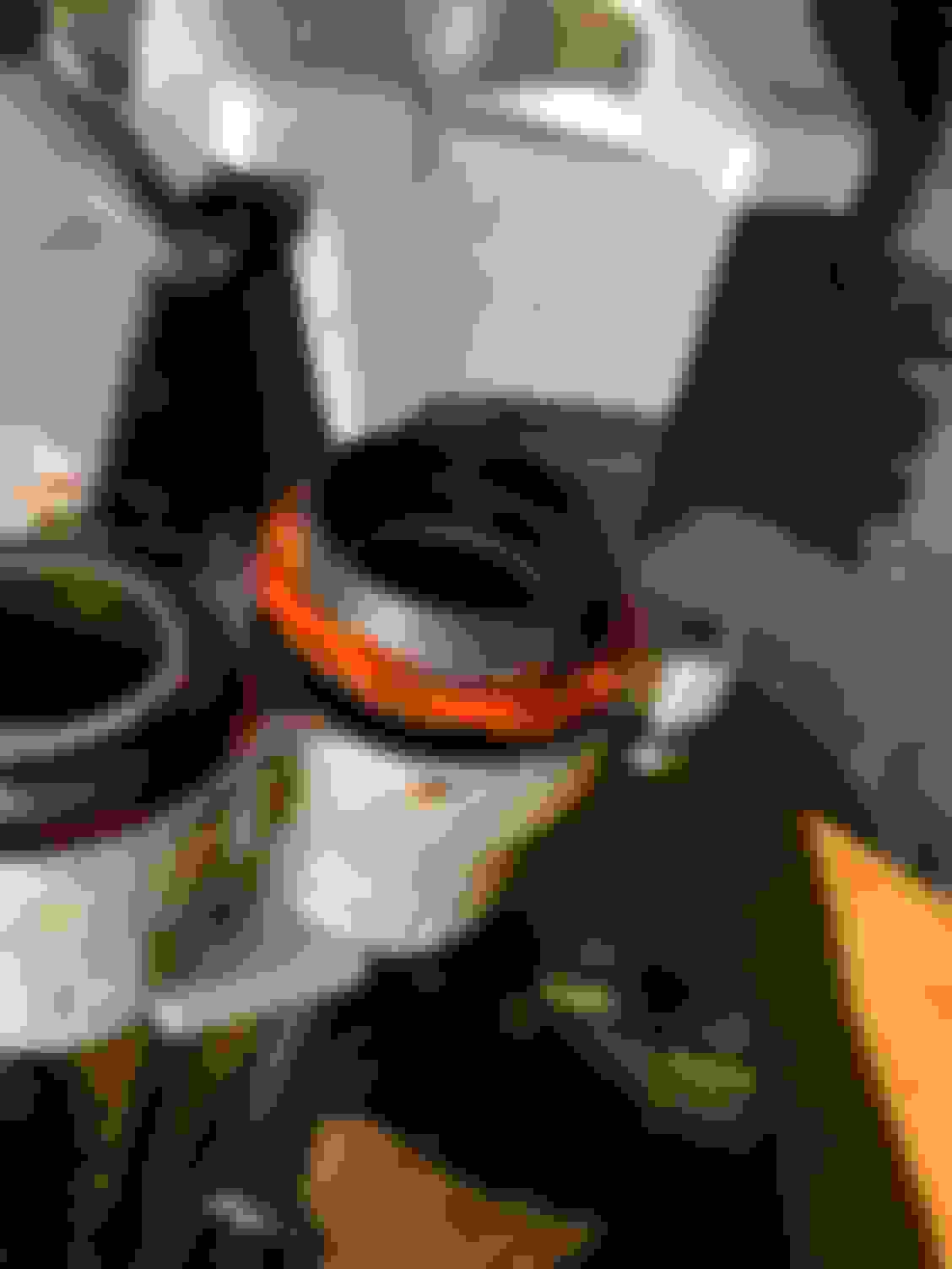 Brake Caliper Piston Boots BONDED! - MBWorld.org Forums
