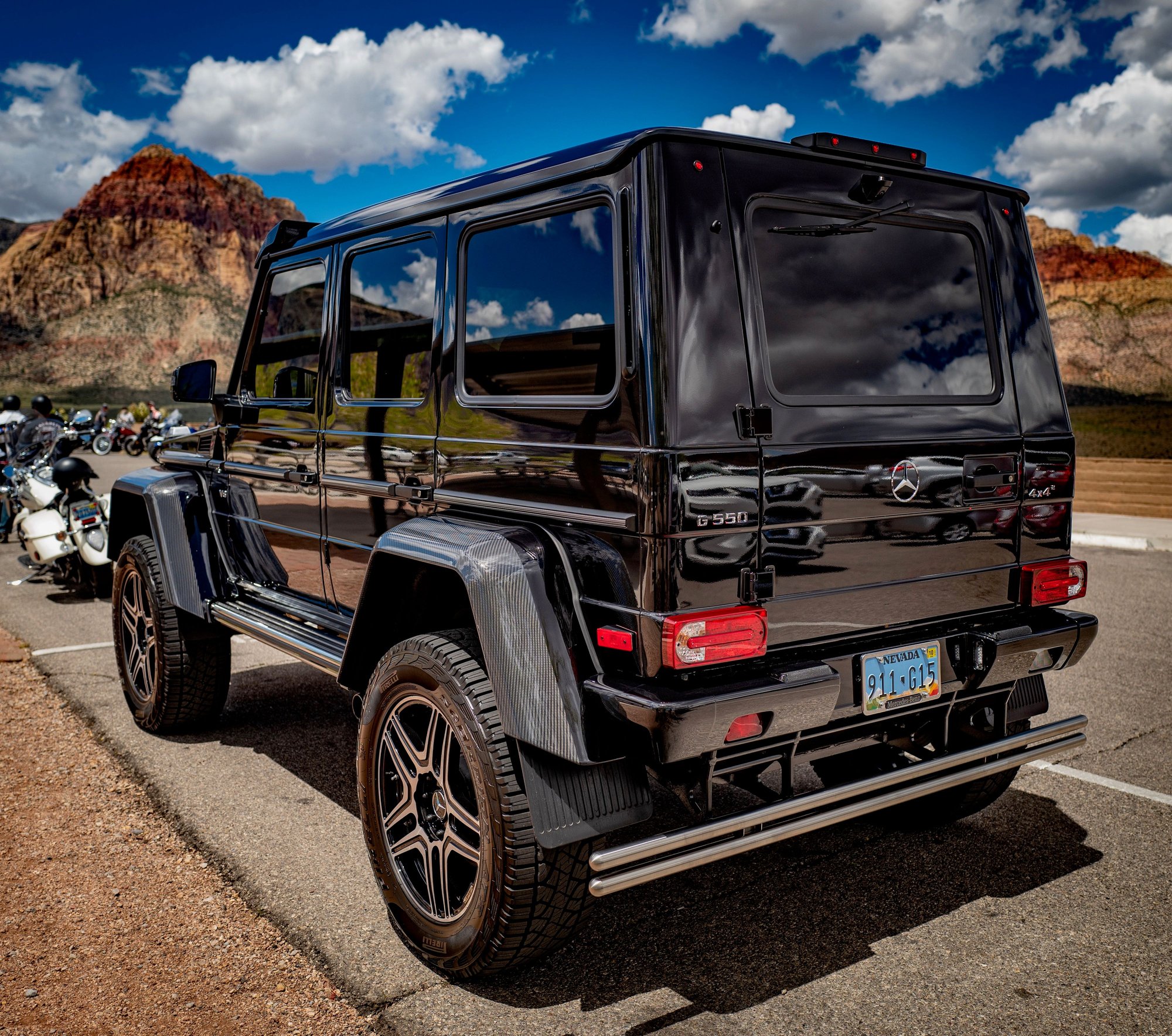 2017 Mercedes-Benz G550 - 2017 Mercedes G550 4x4 Squared For Sale - Used - VIN WDCYC5FF1HX281340 - 3,199 Miles - 8 cyl - 4WD - Automatic - SUV - Black - Las Vegas, NV 89138, United States