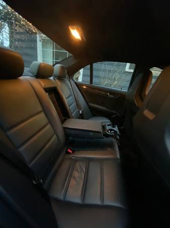 2010 Mercedes-Benz C63 AMG - 2010 Mercedes AMG C63 - Used - VIN WDDGF7HB2AF421136 - 71,000 Miles - 8 cyl - Automatic - Sedan - White - Kirkland, WA 98034, United States
