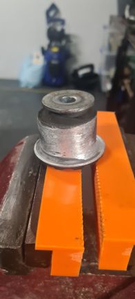 Bushing with worn metal outer