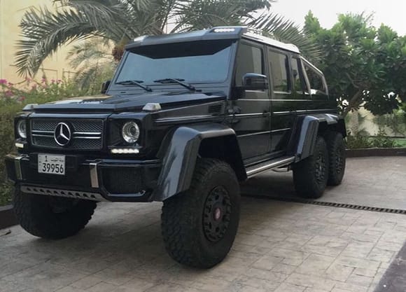Supercars in Kuwait must be exhausting to spot, but here is a huge Mercedes-Benz G63 6x6 parked somewhere in this area.