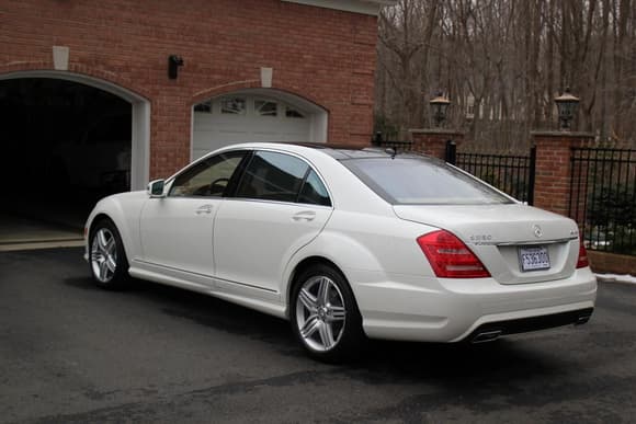 Diamond white. This car looks timeless to me and as beautiful the new model is it hardly outdates it IMO