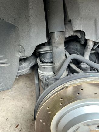 Rear air spring damage