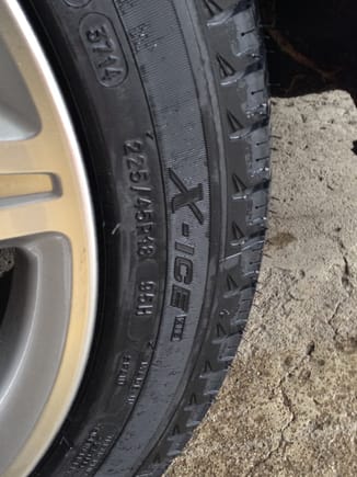 X-Ice xi3 - 225/145 R18