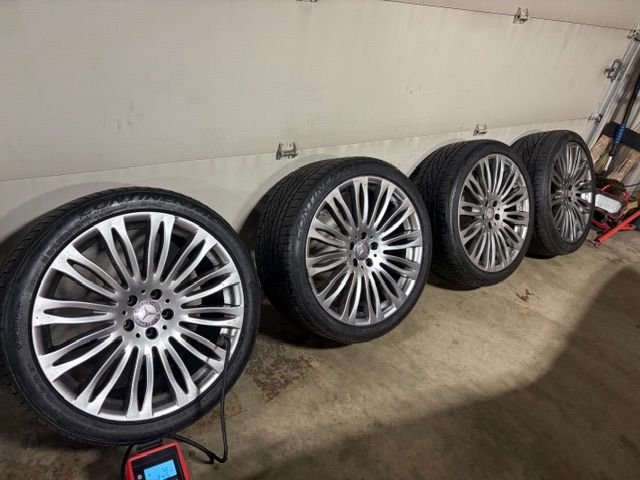 Wheels and Tires/Axles - W222 Staggered 20" Wheels 8.5" 9.5" With Tires - Used - 2014 to 2022 Mercedes-Benz Maybach S560 - 2007 to 2013 Mercedes-Benz S600 - Beaver Falls, PA 15010, United States