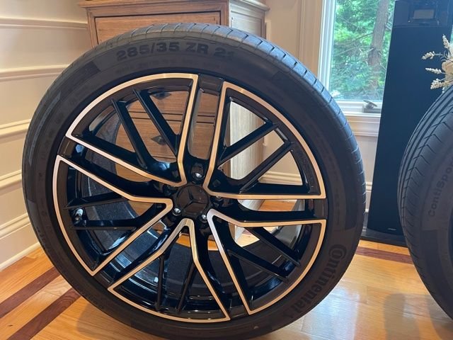 Wheels and Tires/Axles - 21" Special Option AMG Wheels and Continental Tires w/ TPMS & Caps 2021 GLC43 GLC350 - Used - 2015 to 2021 Mercedes-Benz GLC43 AMG - Summit, NJ 07902, United States
