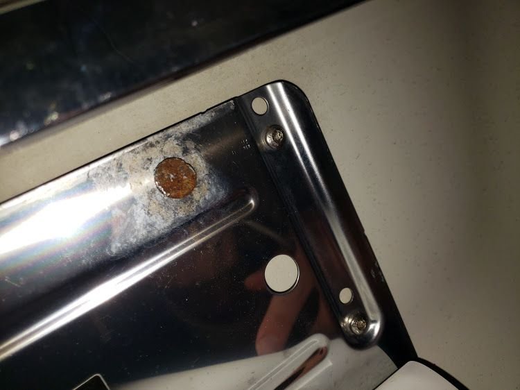 Help! License plate bolt/screw rusted to rear frame Forums