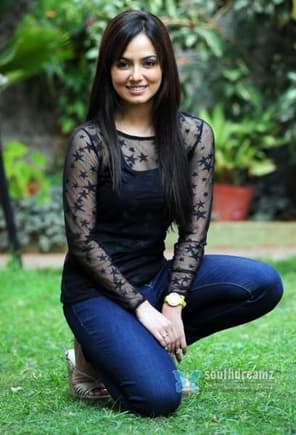 telugu actress sana khan hot sexy stills 59 720 southdreamz