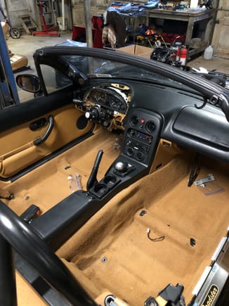 MS3 installed, getting the interior back together