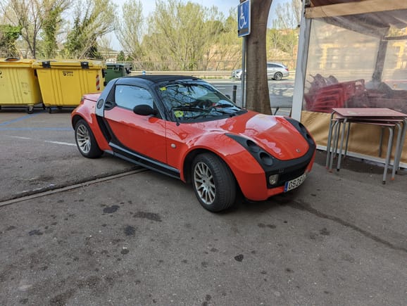 Smart Roadster. Didn't know these existed, but saw a few during my trip.