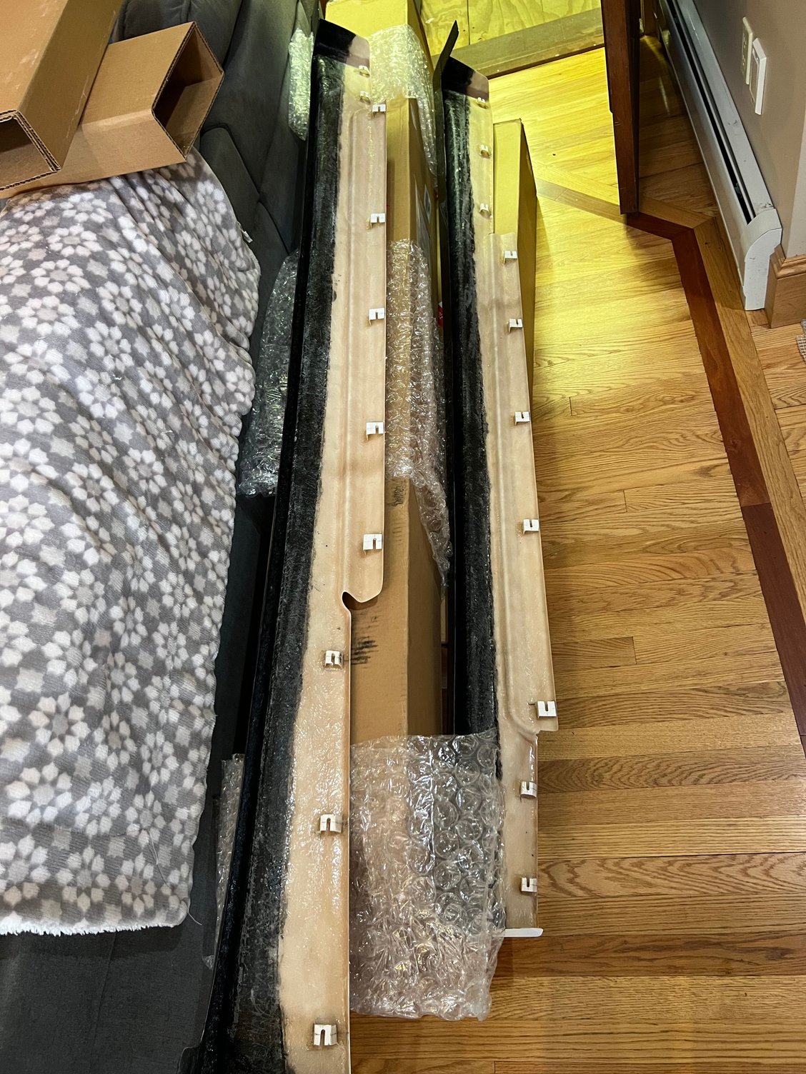 2008-15 g37 coupe Autokits x side skirts with carbon fiber lip