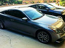 One of the many loaner cars from the dealership while my 1st Q50s was being worked on - this was a Q60 Journey - sitting next to my IPL.