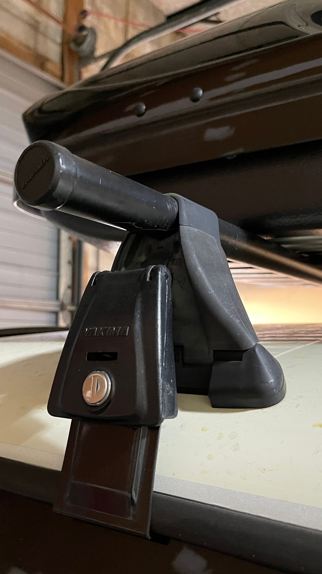 Exterior Body Parts - Yakima roof rack r53 - Used - 2002 to 2006 Mini R53: "Mk I" Mini Cooper S - St Petersburg, FL 33714, United States