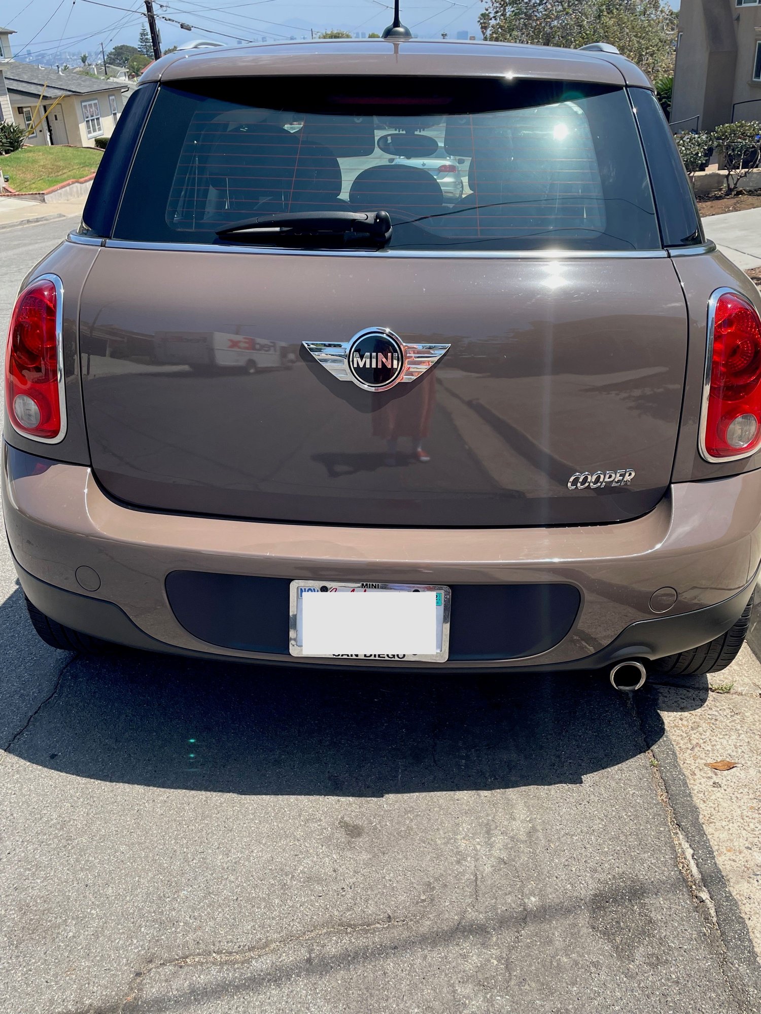 2014 Mini R60: Countryman - Cocoa Countryman - Fuel Efficient Manual - Used - VIN WMWZB3C56EWM31986 - 80,312 Miles - 4 cyl - 2WD - Manual - Brown - San Diego, CA 92106, United States