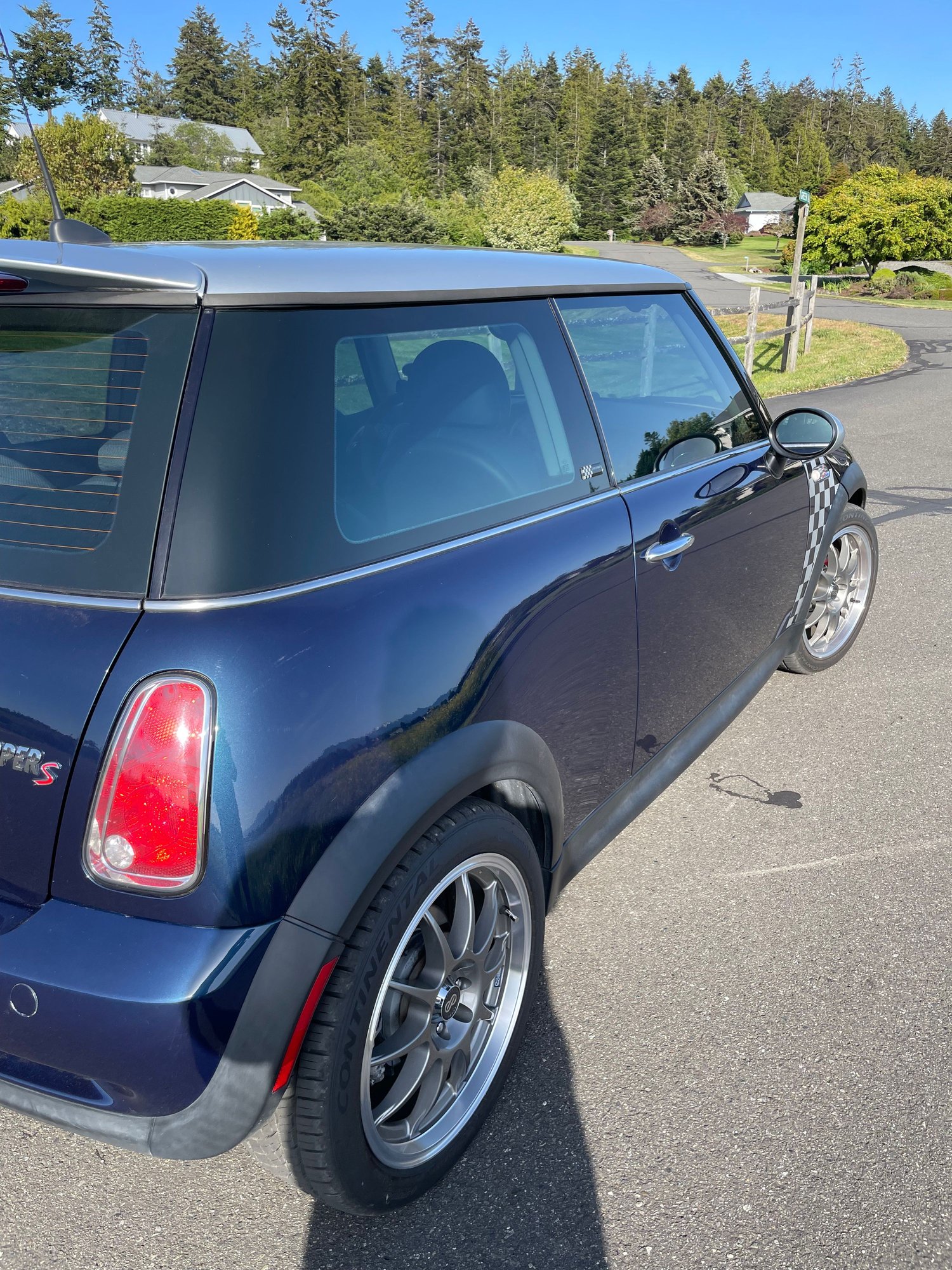 2006 Mini R53: "Mk I" Mini Cooper S - 2006 R53, JCW/Checkmate combo 40k miles. Superb. - Used - VIN WMWRE33556TL21893 - 40,500 Miles - 4 cyl - 2WD - Manual - Hatchback - Blue - Sequim, WA 98382, United States