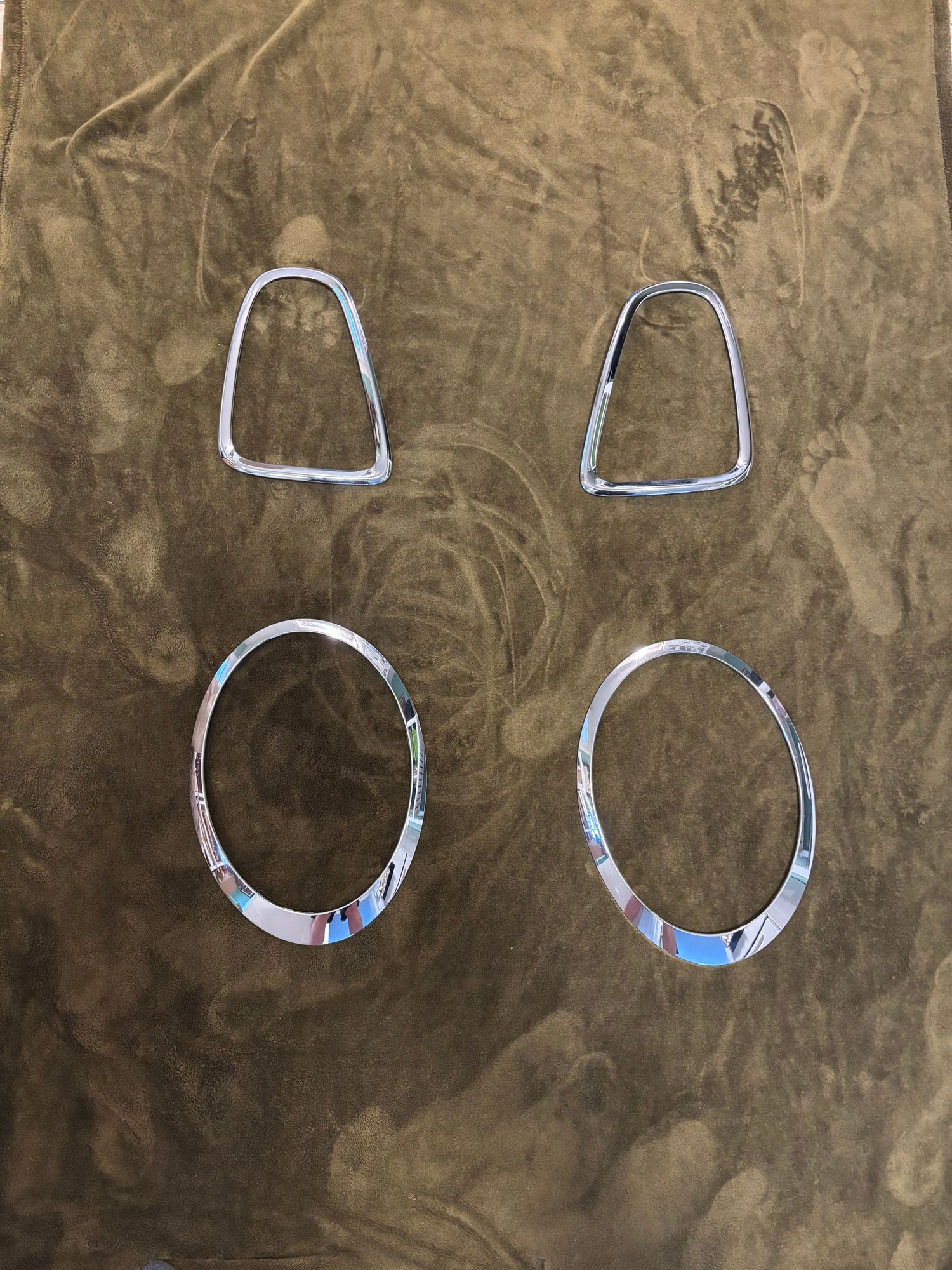 Exterior Body Parts - OEM Headlight and Tailight Chrome Bezels (R56 and more) - Used - -1 to 2026  All Models - Middletown, CT 06480, United States