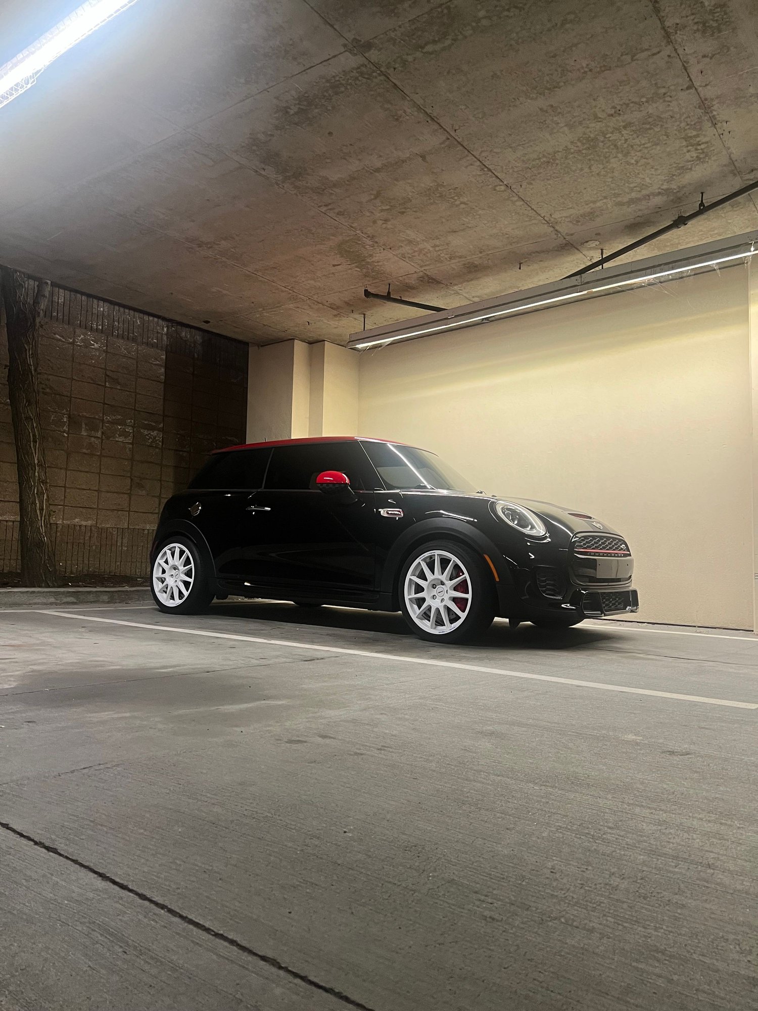 2016 Mini F56: Mini Hatch/Hardtop - 2016 JCW hardtop 2 door - Used - VIN WMWXM9C53GT997581 - 57,500 Miles - 4 cyl - 2WD - Manual - Hatchback - Black - San Mateo, CA 94402, United States