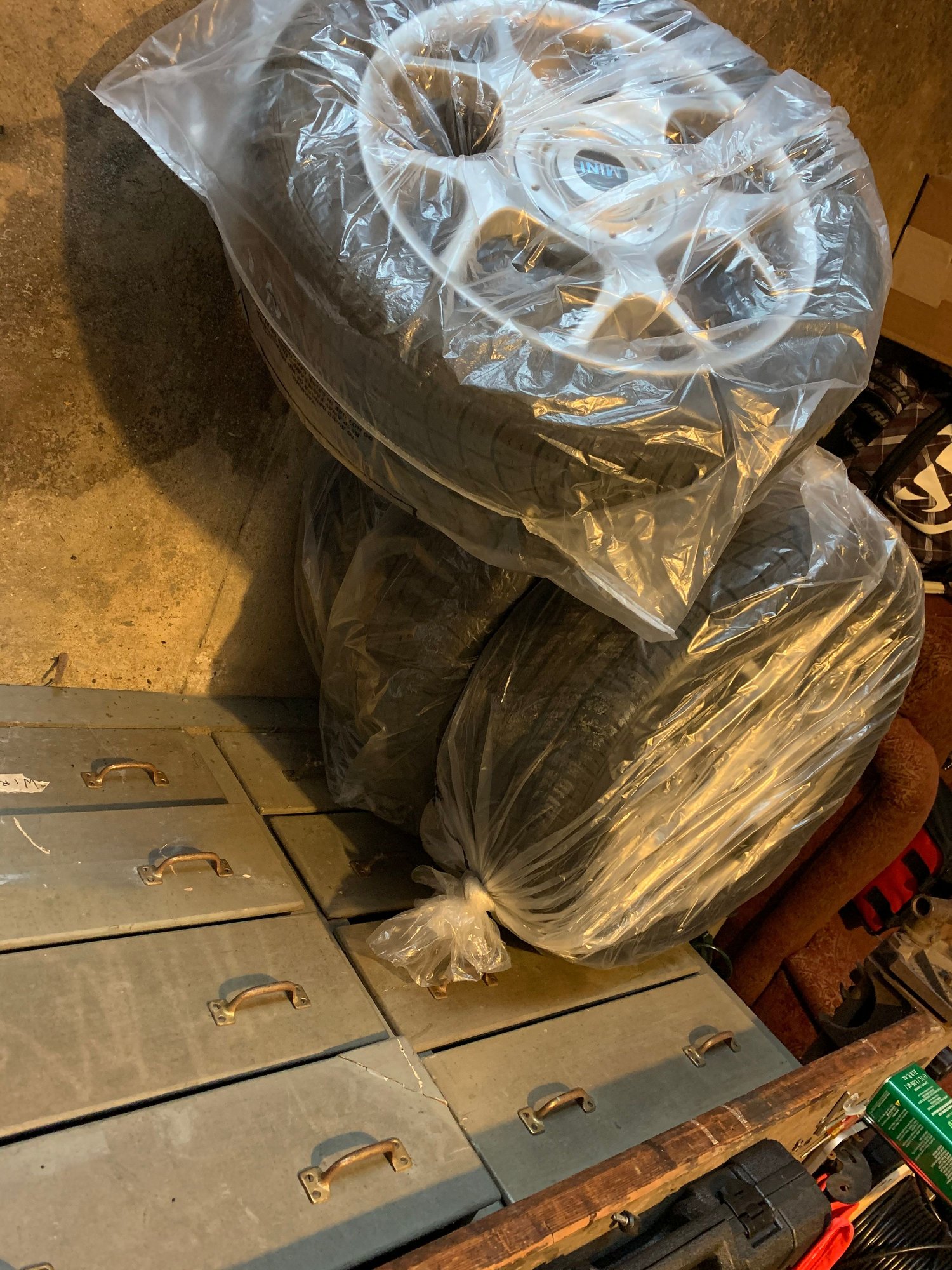 Wheels and Tires/Axles - 5 Y-Spoke Wheels for Gen 1 - Used - 2002 to 2006 Mini R53: "Mk I" Mini Cooper S - Hartsdale, NY 10530, United States