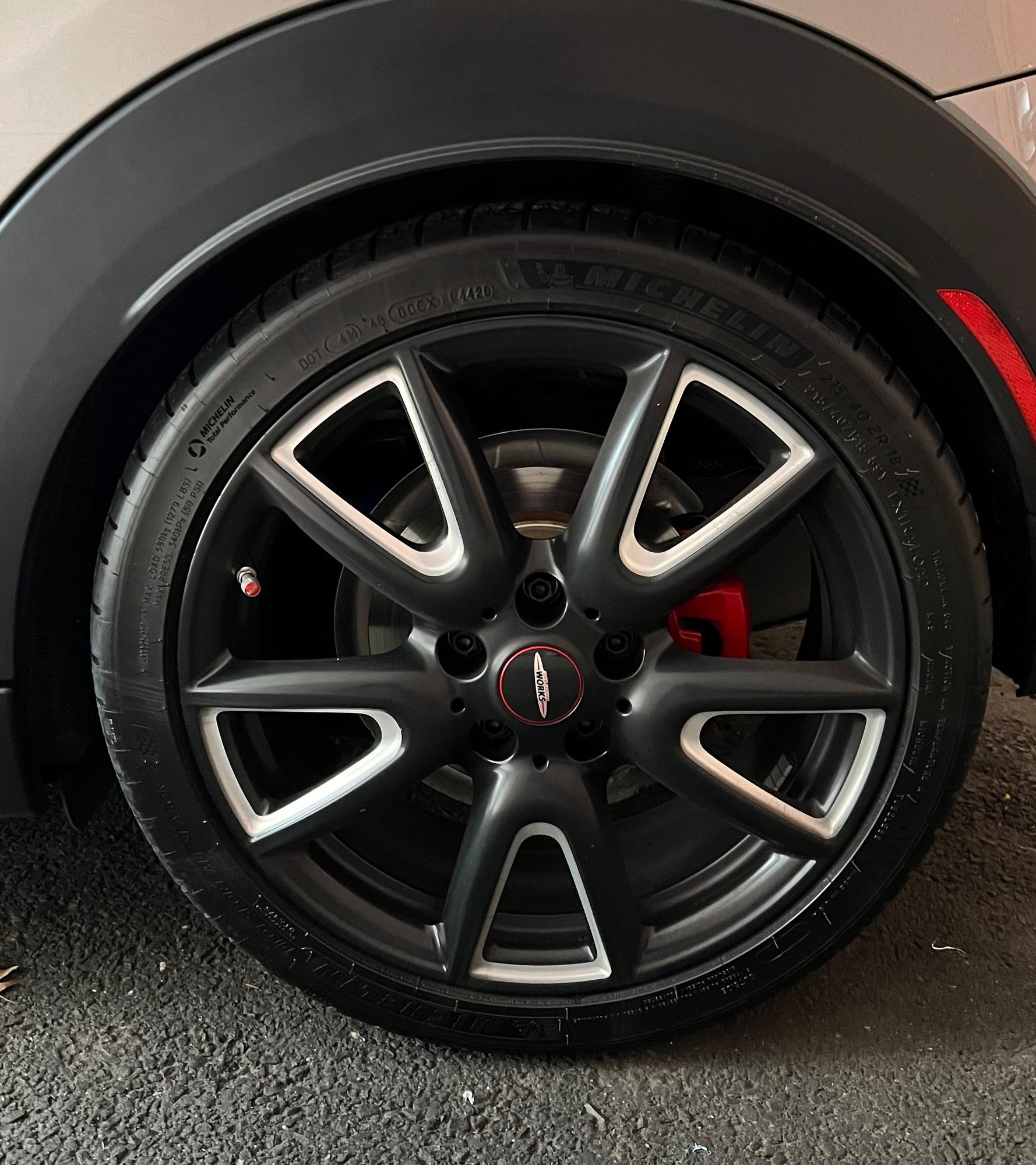 Wheels and Tires/Axles - Mini Cooper F56 JCW Style 534 Matte Black OEM Wheels/Tires - Used - 2014 to 2022 Mini F56: Mini Hatch/Hardtop - Manalapan, NJ 07726, United States