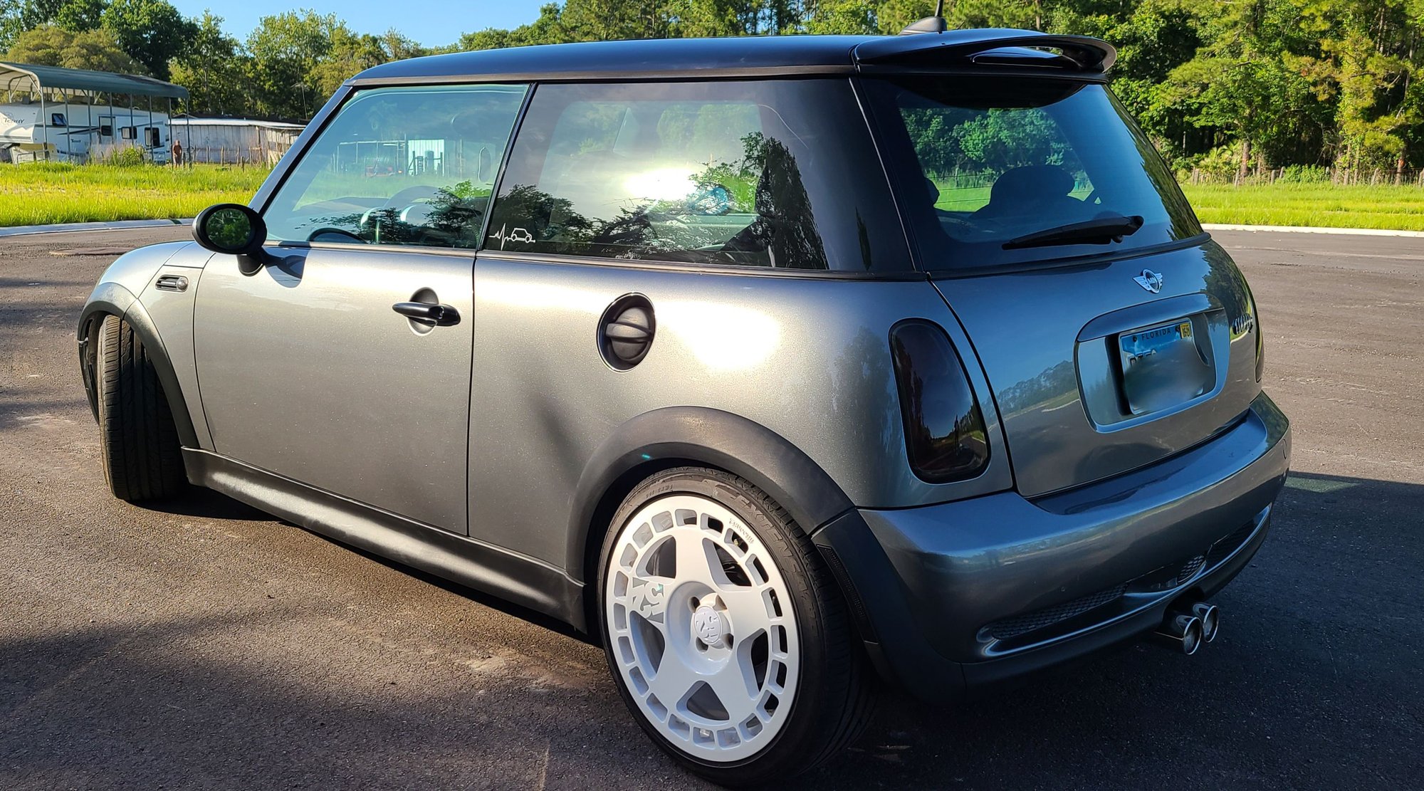 2005 Mini R53: "Mk I" Mini Cooper S - 2005 Mini Cooper S - NE FL - Used - VIN WMWRE33455TD98515 - 88,000 Miles - 4 cyl - 2WD - Manual - Hatchback - Gray - St Augustine, FL 32086, United States