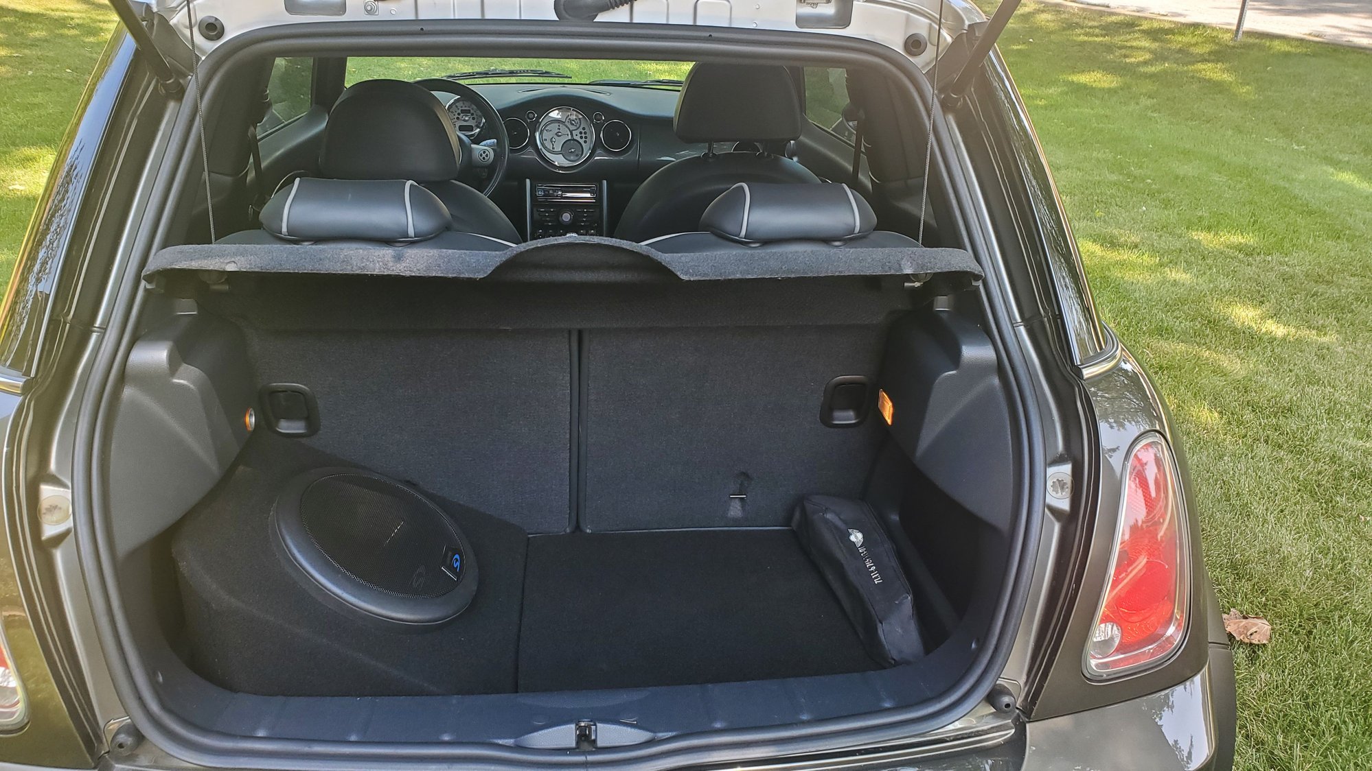2006 Mini R53: "Mk I" Mini Cooper S - 2006 Mini Cooper S **Super Clean** - Used - VIN WMWRE33536TL16966 - 4 cyl - 2WD - Manual - Coupe - Gray - Aurora, IL 60506, United States
