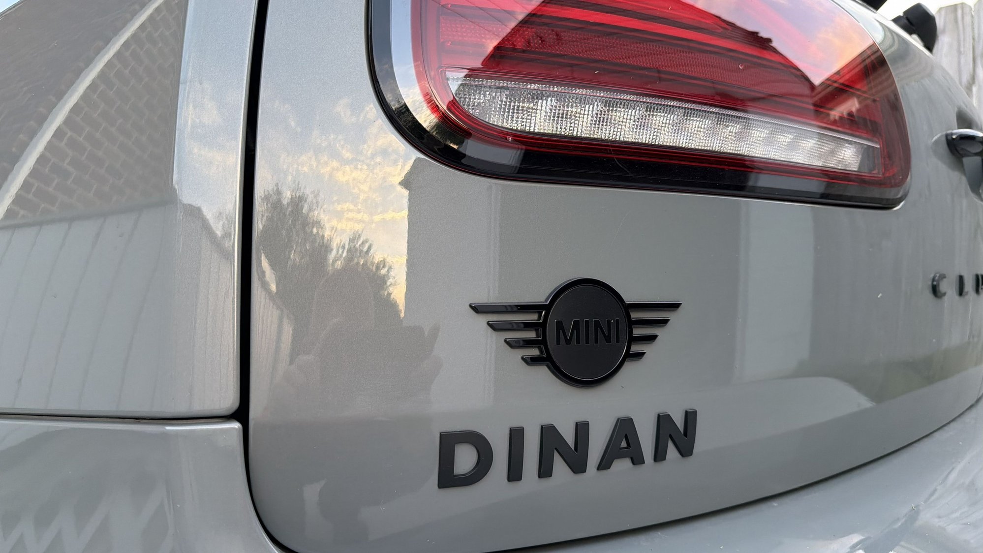 Dinan Badge