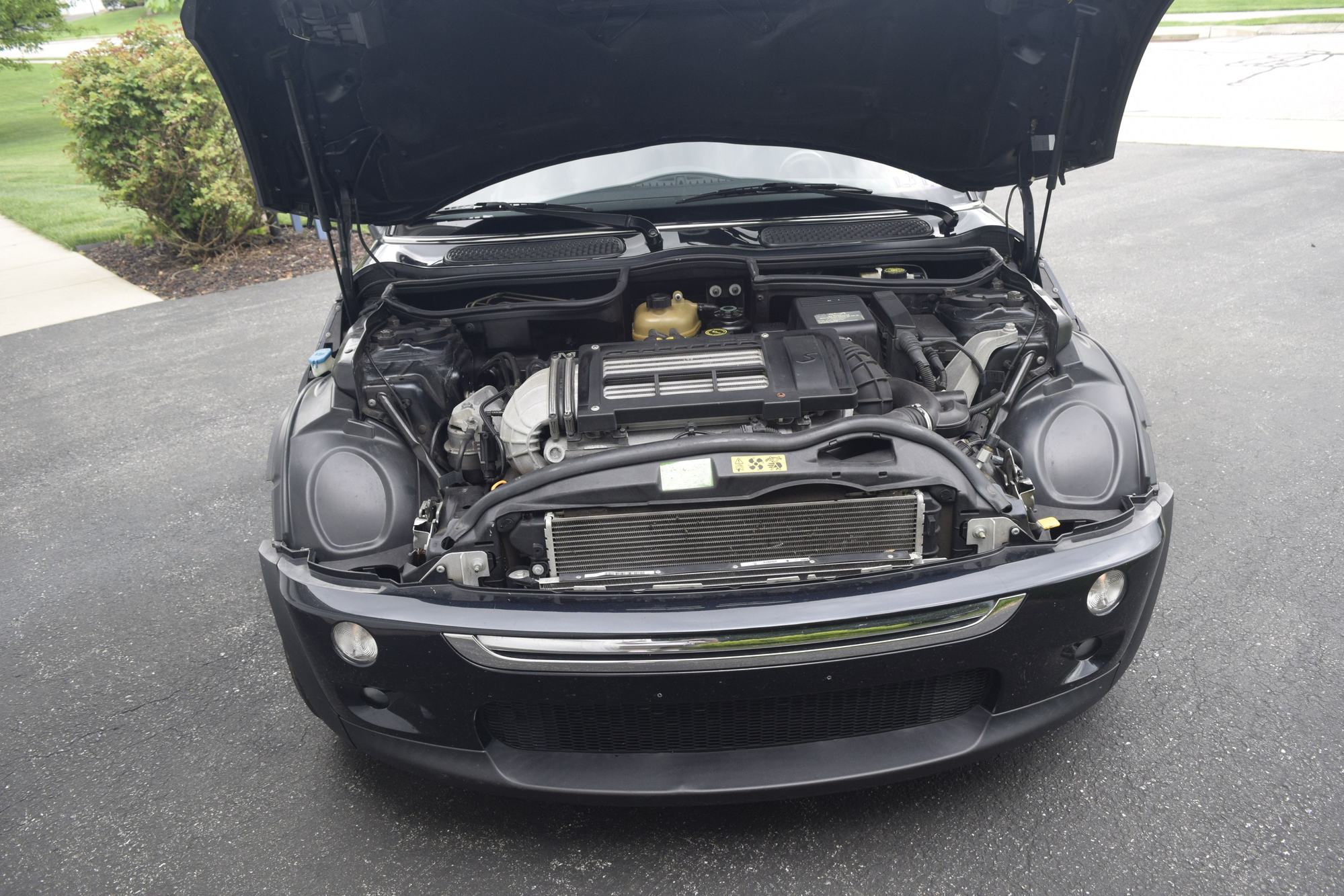 2006 Mini R52: "Mk I" Mini Convertible - 2006 R52 MINI Cooper S Manual with 23,000 miles - Used - VIN WMWRH33576TF88172 - 22,600 Miles - 4 cyl - 2WD - Manual - Convertible - Black - New Freedom, PA 17349, United States