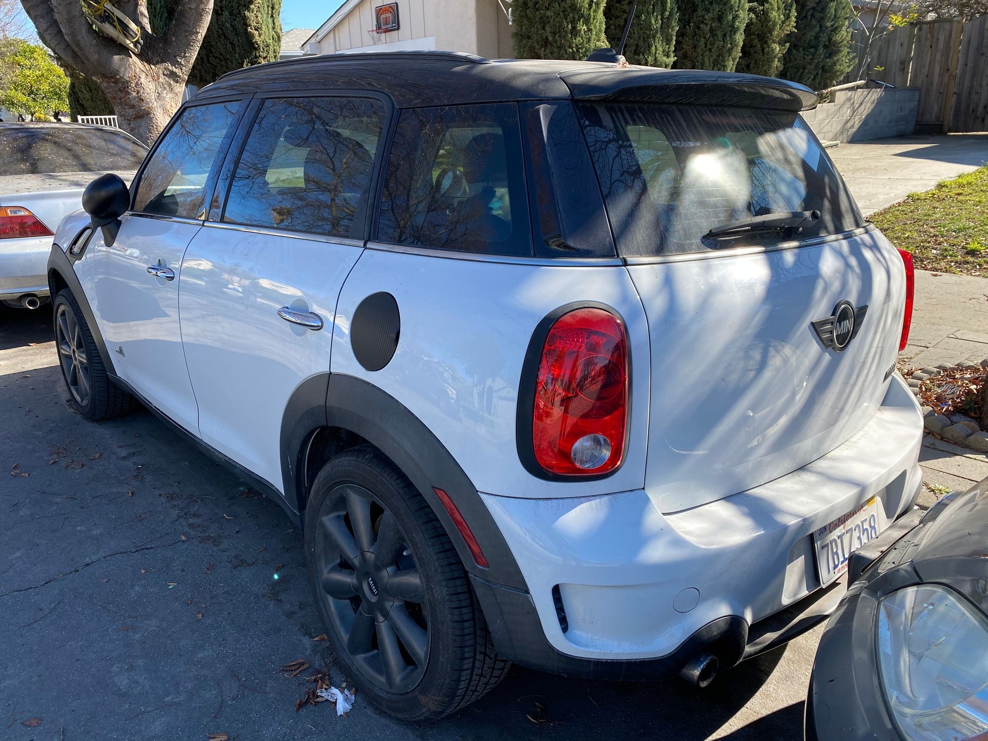 2011 Mini R60: Countryman - Parts / project car, needs engine, everything else in car works - Used - VIN WMWZC5C50BWL53675 - 122,000 Miles - 4 cyl - AWD - Automatic - White - San Jose, CA 95123, United States