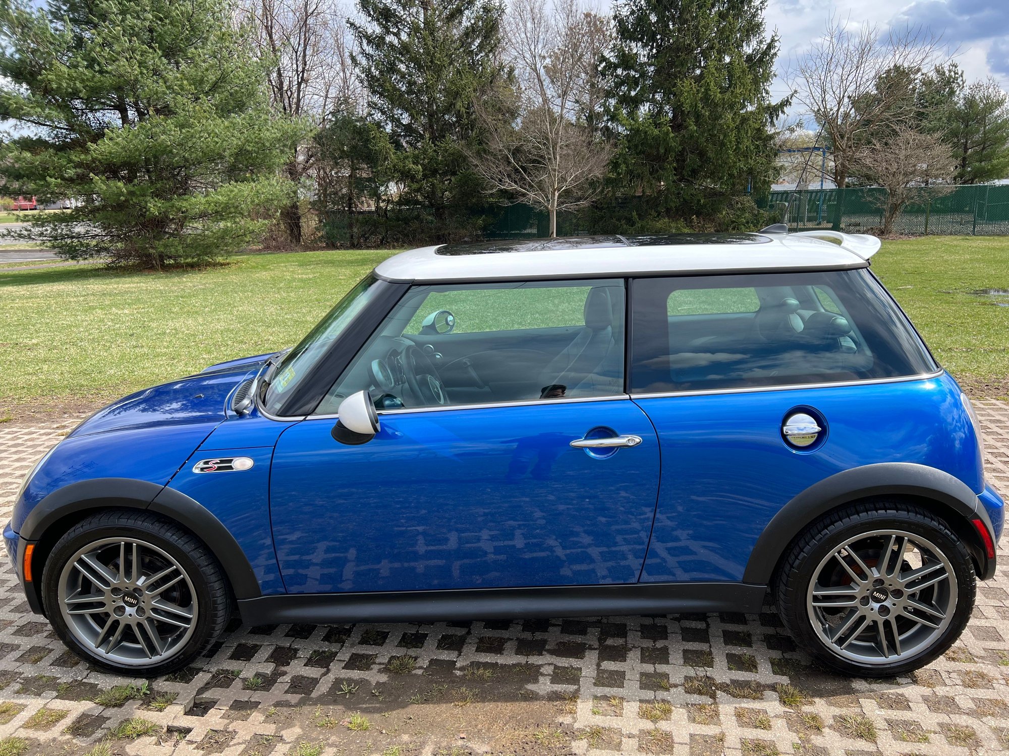 2006 Mini R53: "Mk I" Mini Cooper S - 2006 Mini Cooper S - All Maintenance Complete With Receipts-Nearly Stock - Used - VIN WMWRE33566TL19408 - 196,000 Miles - 4 cyl - 2WD - Manual - Coupe - Blue - Freehold, NJ 07728, United States