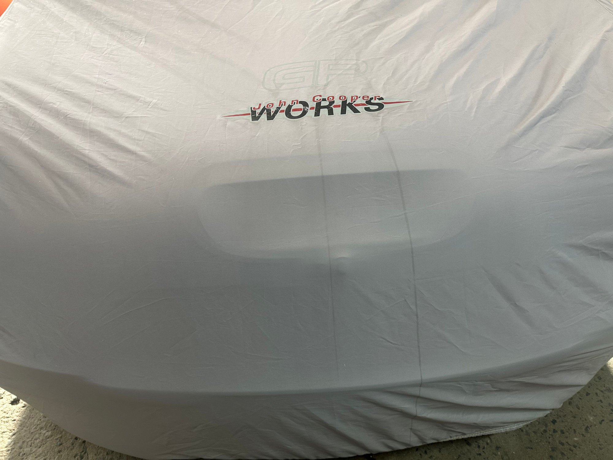 Miscellaneous - MINI Cooper GP1 outdoor Car cover - Used - 2002 to 2006 Mini R53: "Mk I" Mini Cooper S - Montreal, QC H3H2J2, Canada